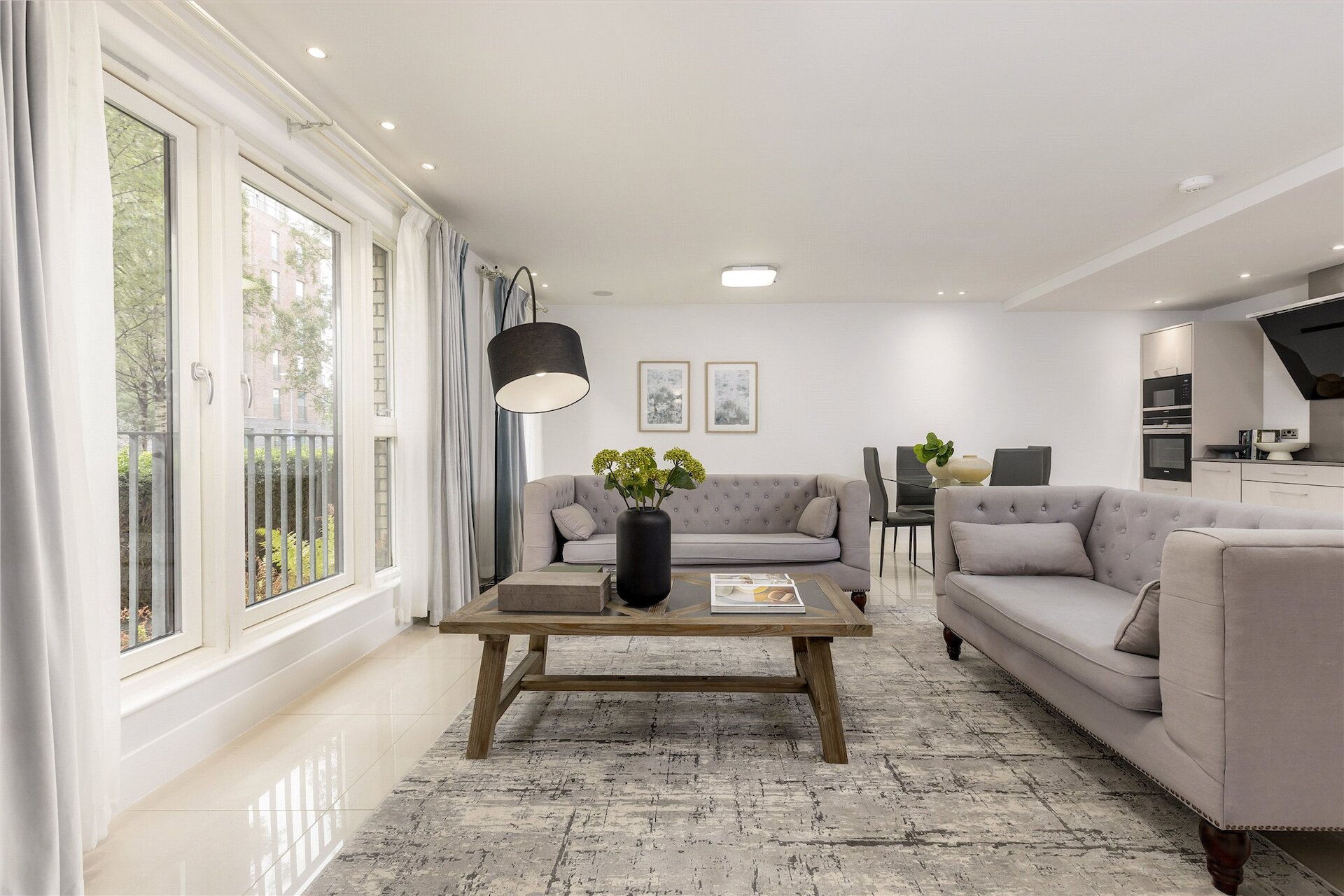 3/2 McEwan Square, Fountainbridge, Edinburgh, EH3 8EL - Picture #1