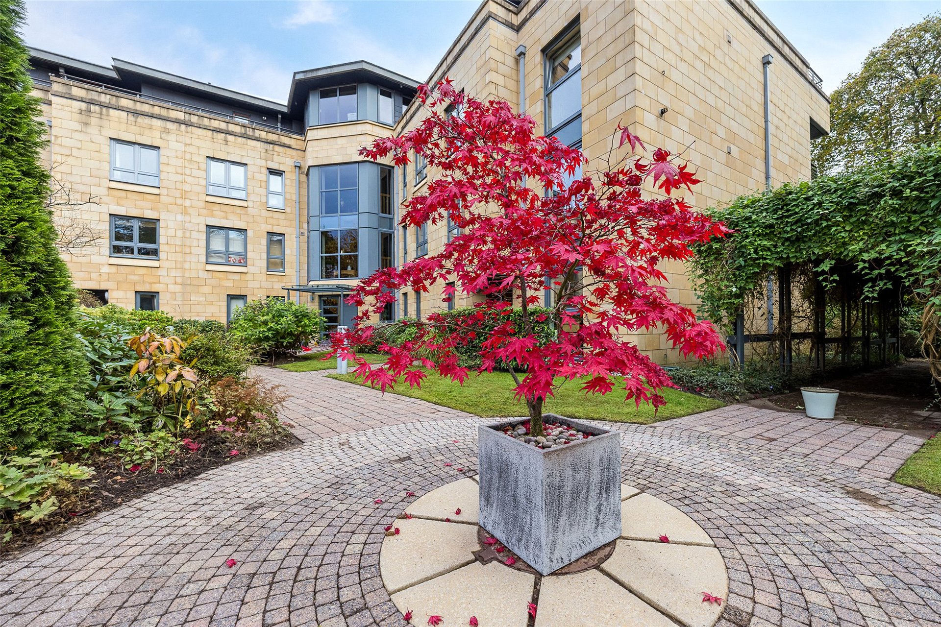 8 Thorn Heights, Bearsden, G61 4AZ - Picture #28