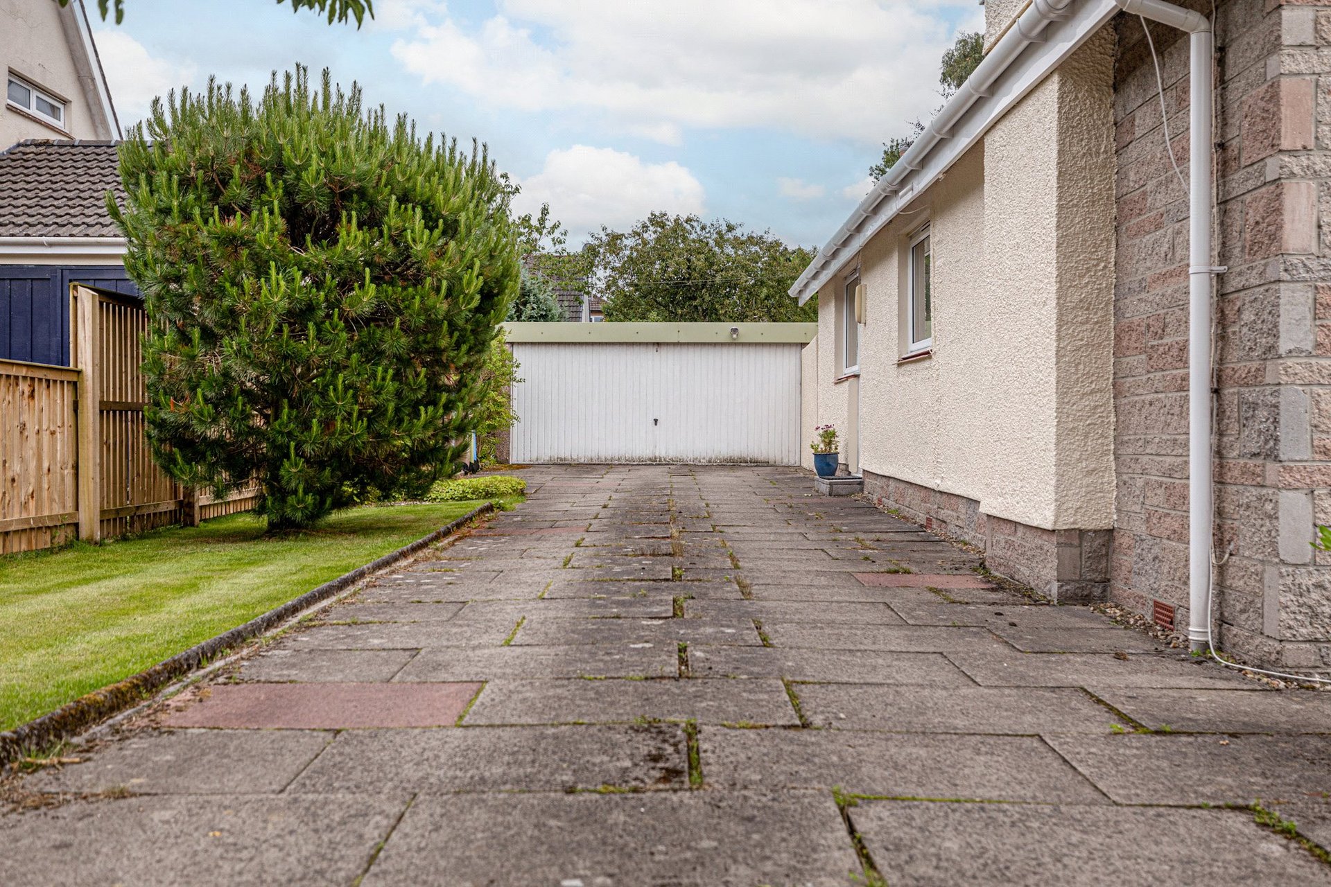 30 Leslie Avenue, Newton Mearns, Glasgow, G77 6JE - Picture #37