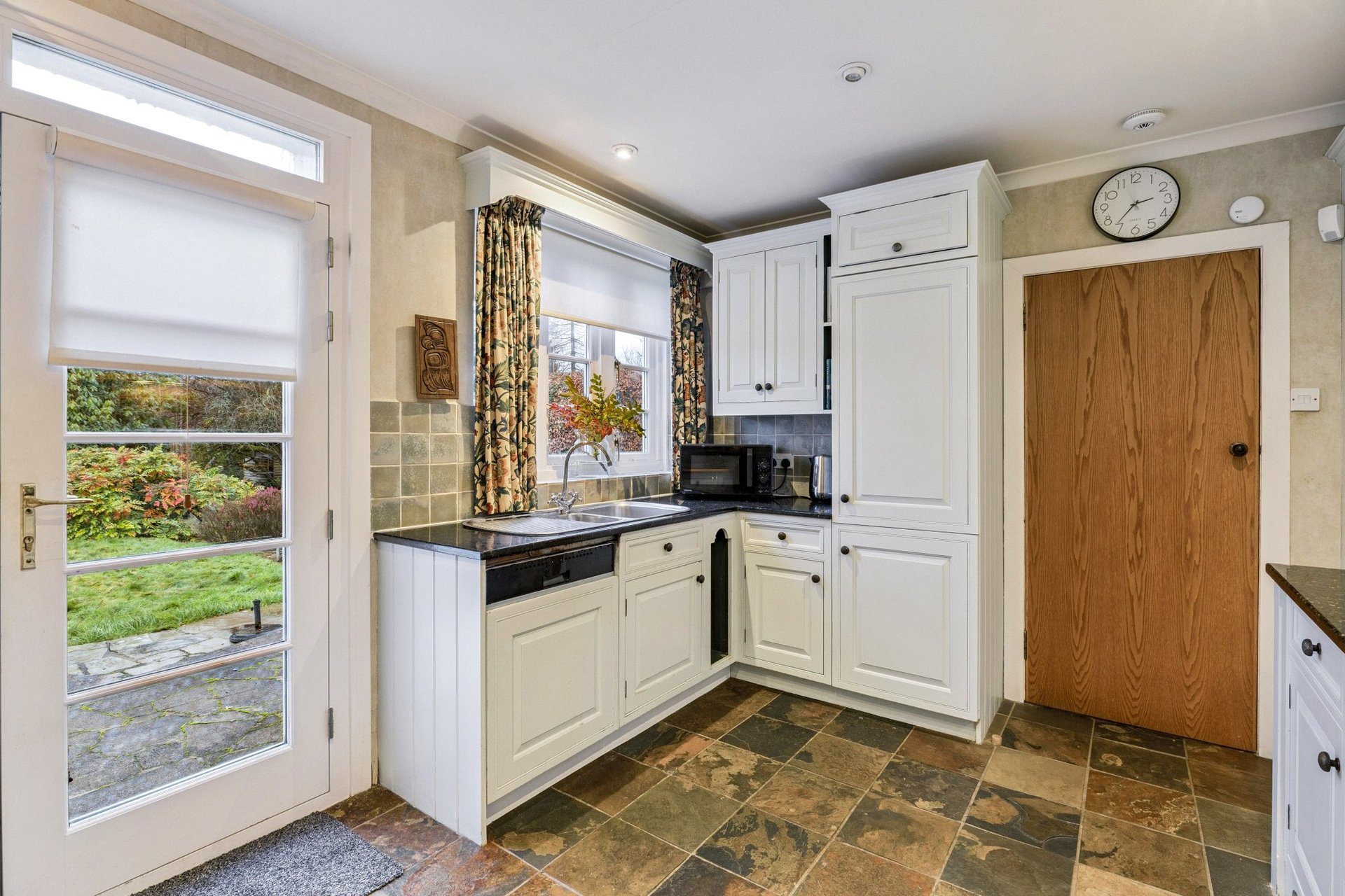 24 Ralston Road, Bearsden, G61 3BA - Picture #15