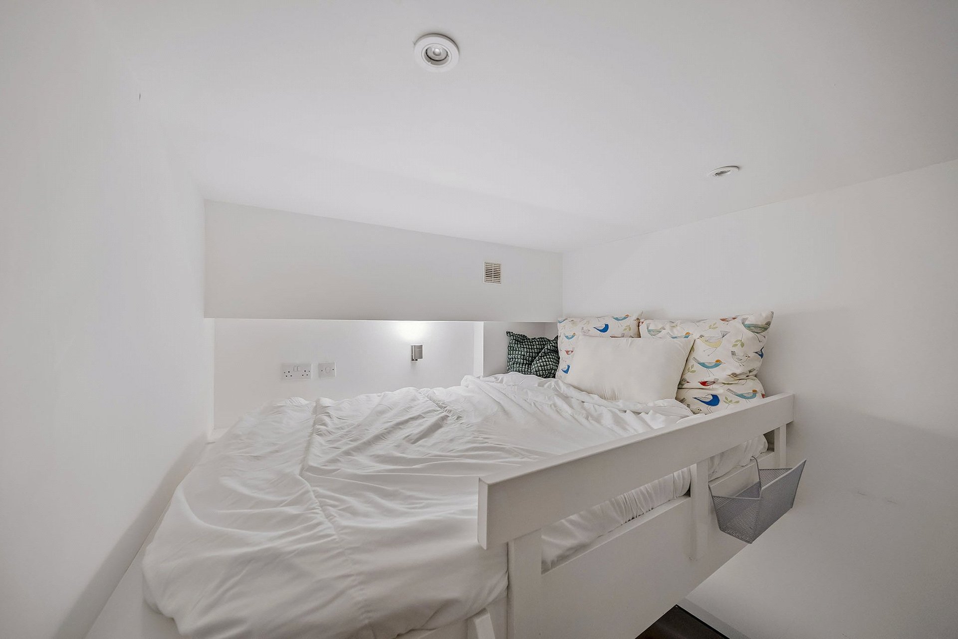Flat 2, 4 Viewforth, Edinburgh, EH10 4JF - Picture #21