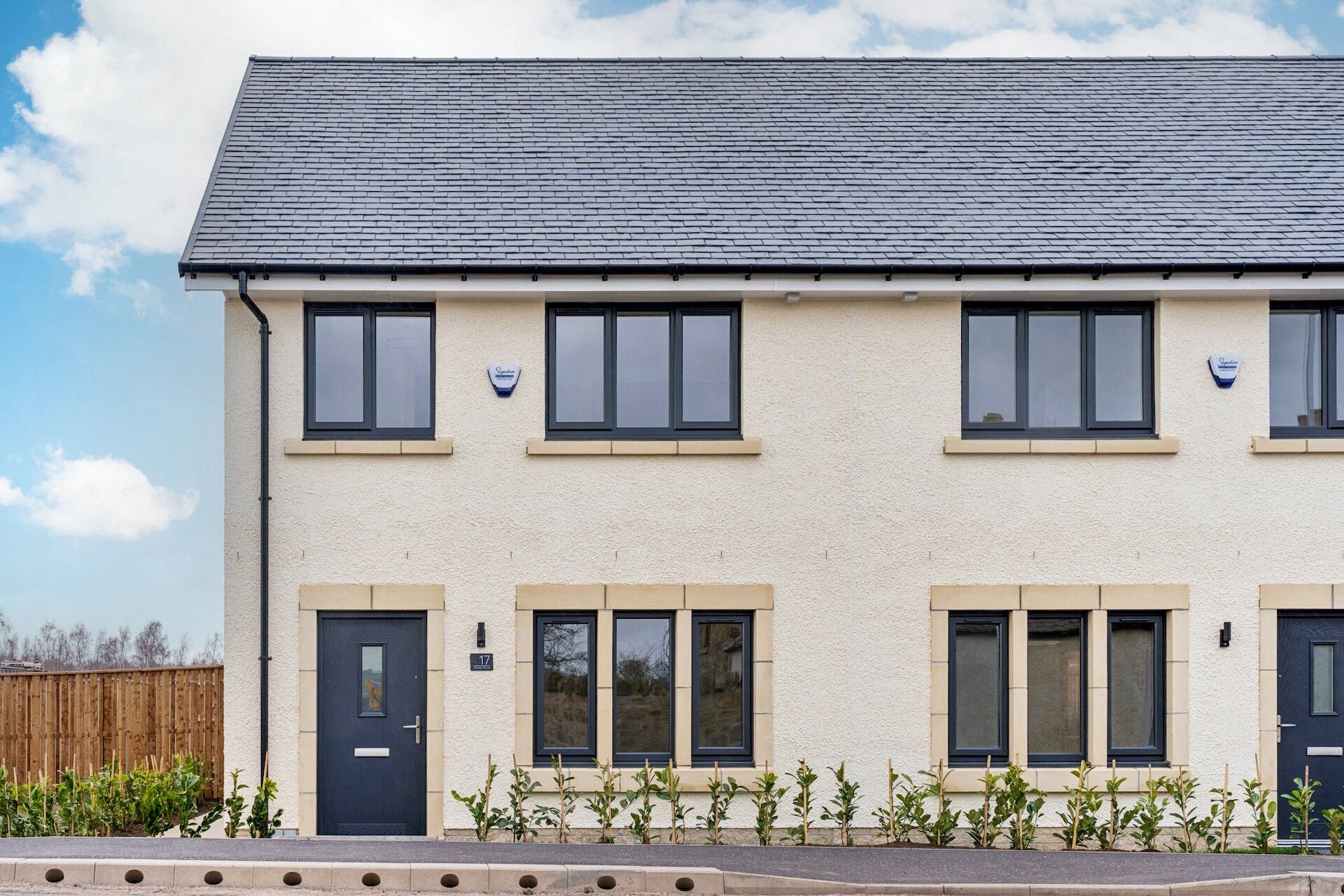 17 Vernier Grove, Millerhill, Midlothian, EH22 1HE - Picture #1