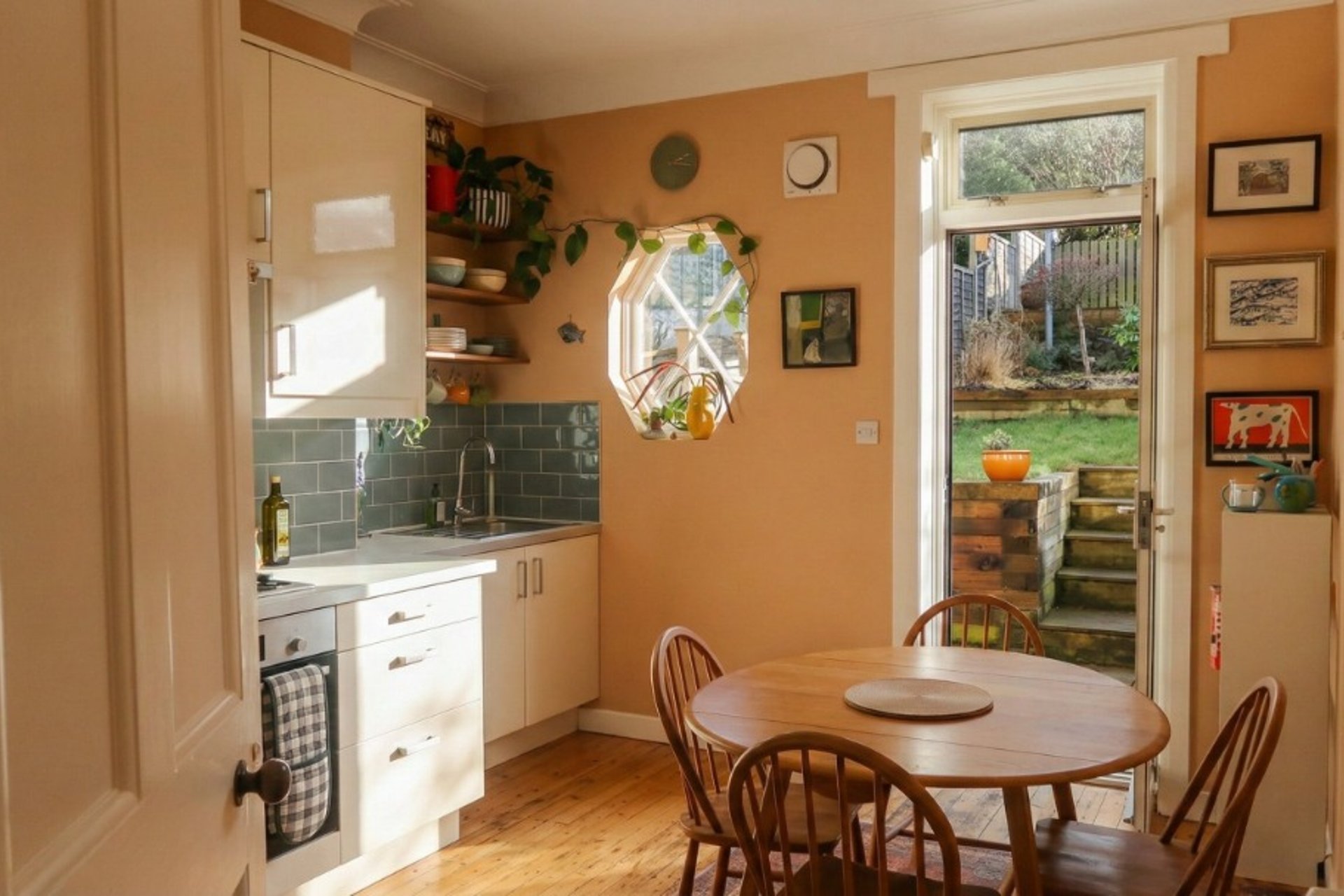 15 Greenbank Drive, Greenbank, Edinburgh, EH10 5RE - Picture #8