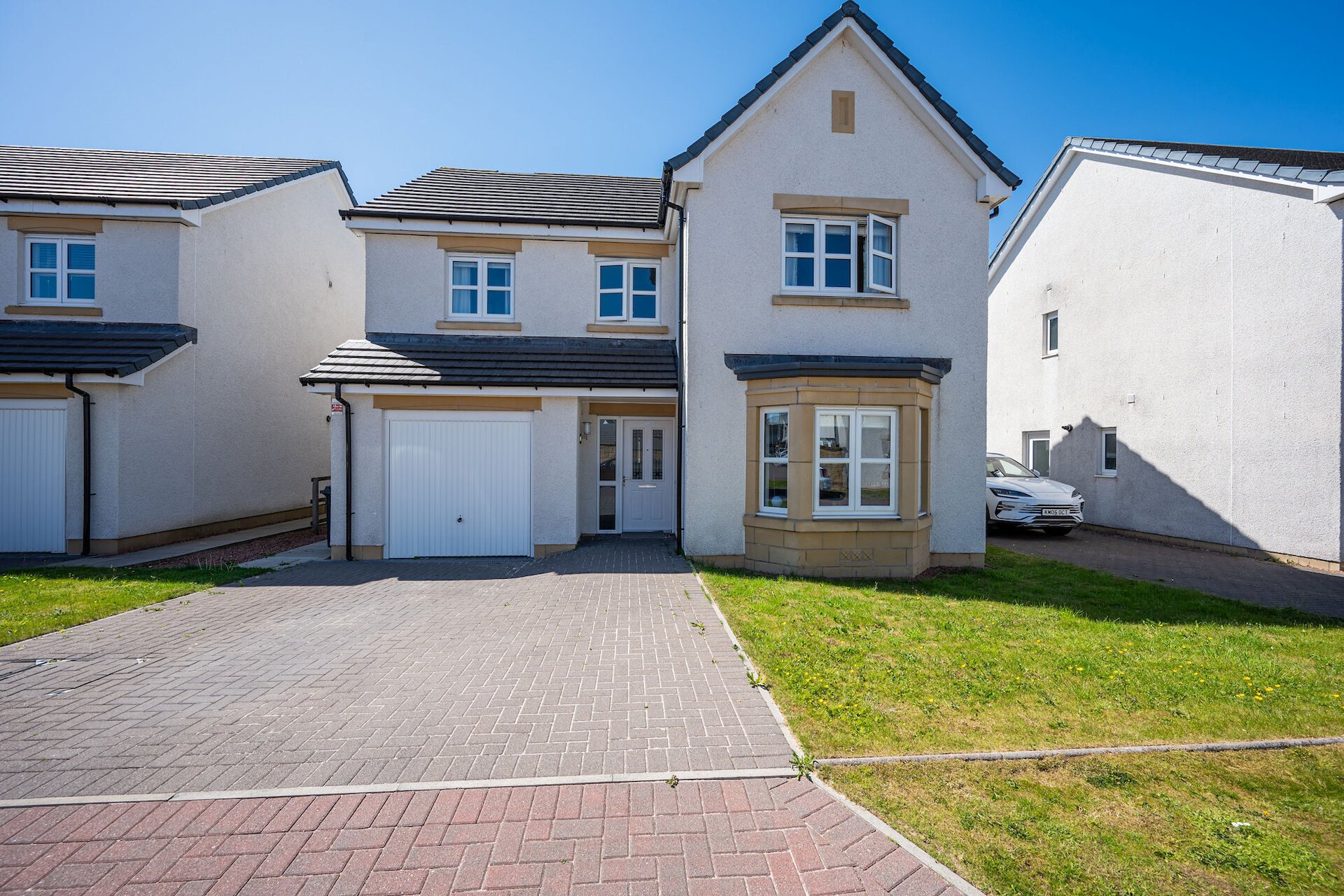 74 Duncolm View, Barrhead, Glasgow, East Renfrewshire, G78 2BS - Picture #1