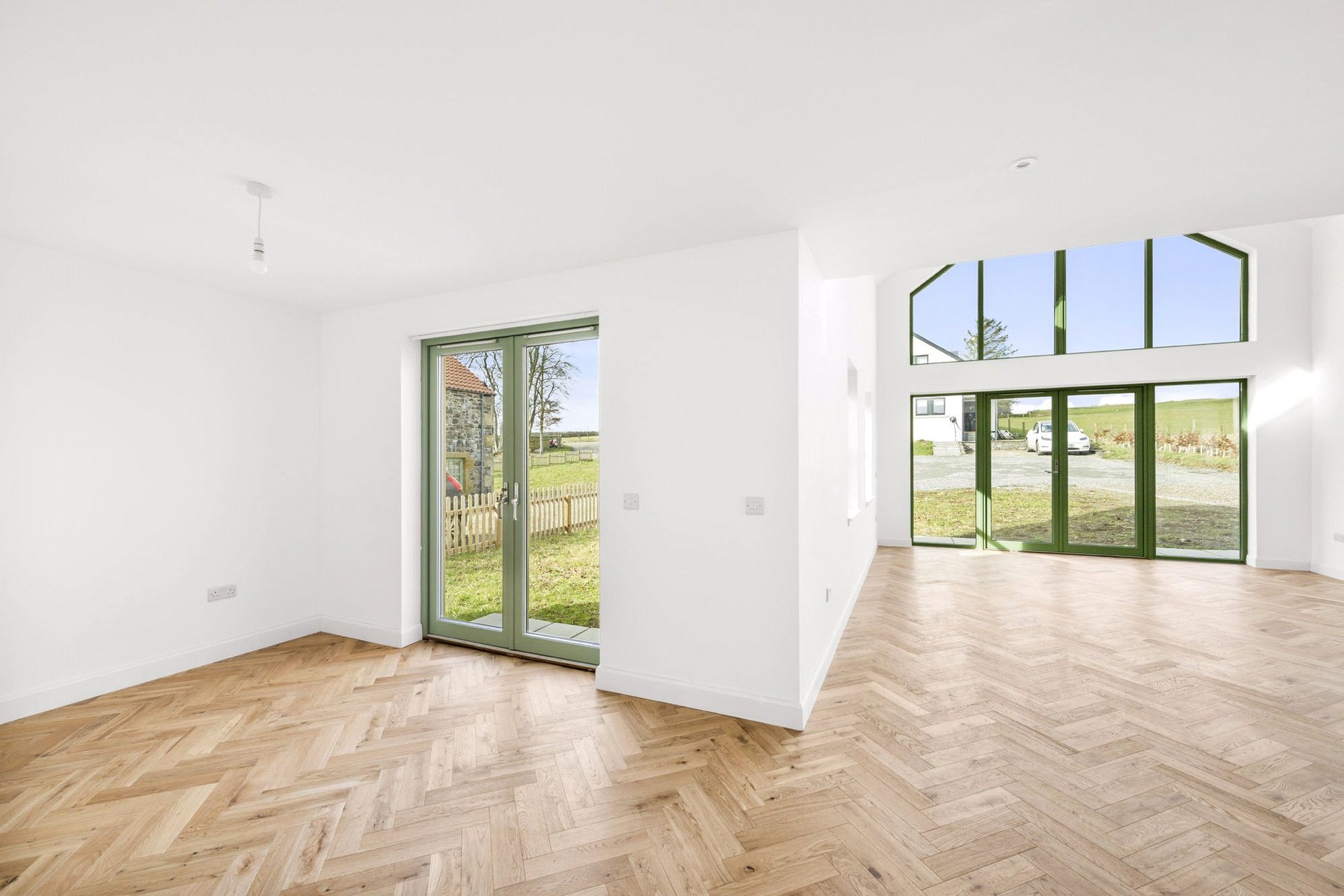 8 Kingswood, Leadburn, Scottish Borders, EH46 7BW - Picture #3