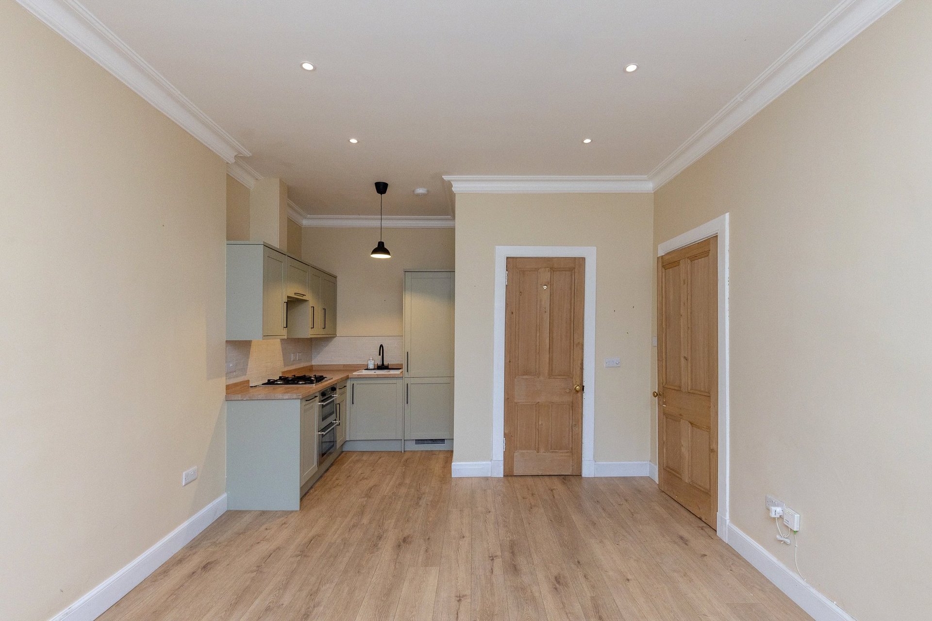 4/6 Steel's Place, Morningside, Edinburgh, EH10 4QS - Picture #2