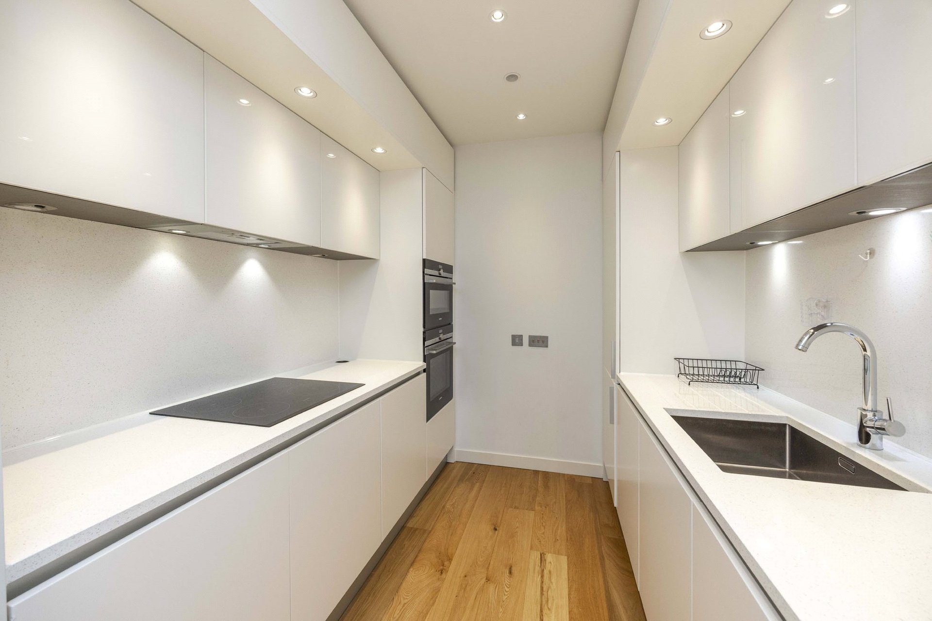 Flat 43, 6 Simpson Loan, Edinburgh, Midlothian, EH3 9GT - Picture #13