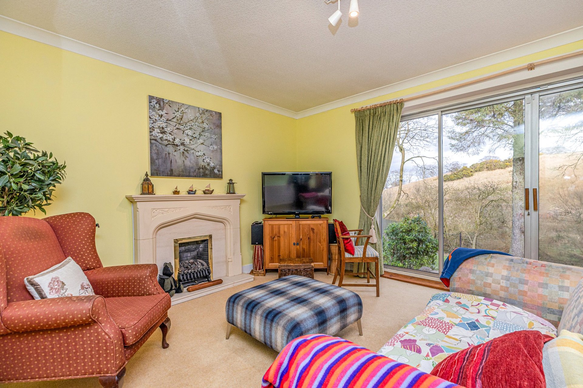 94 Inveroran Drive, Bearsden, G61 2AT - Picture #3
