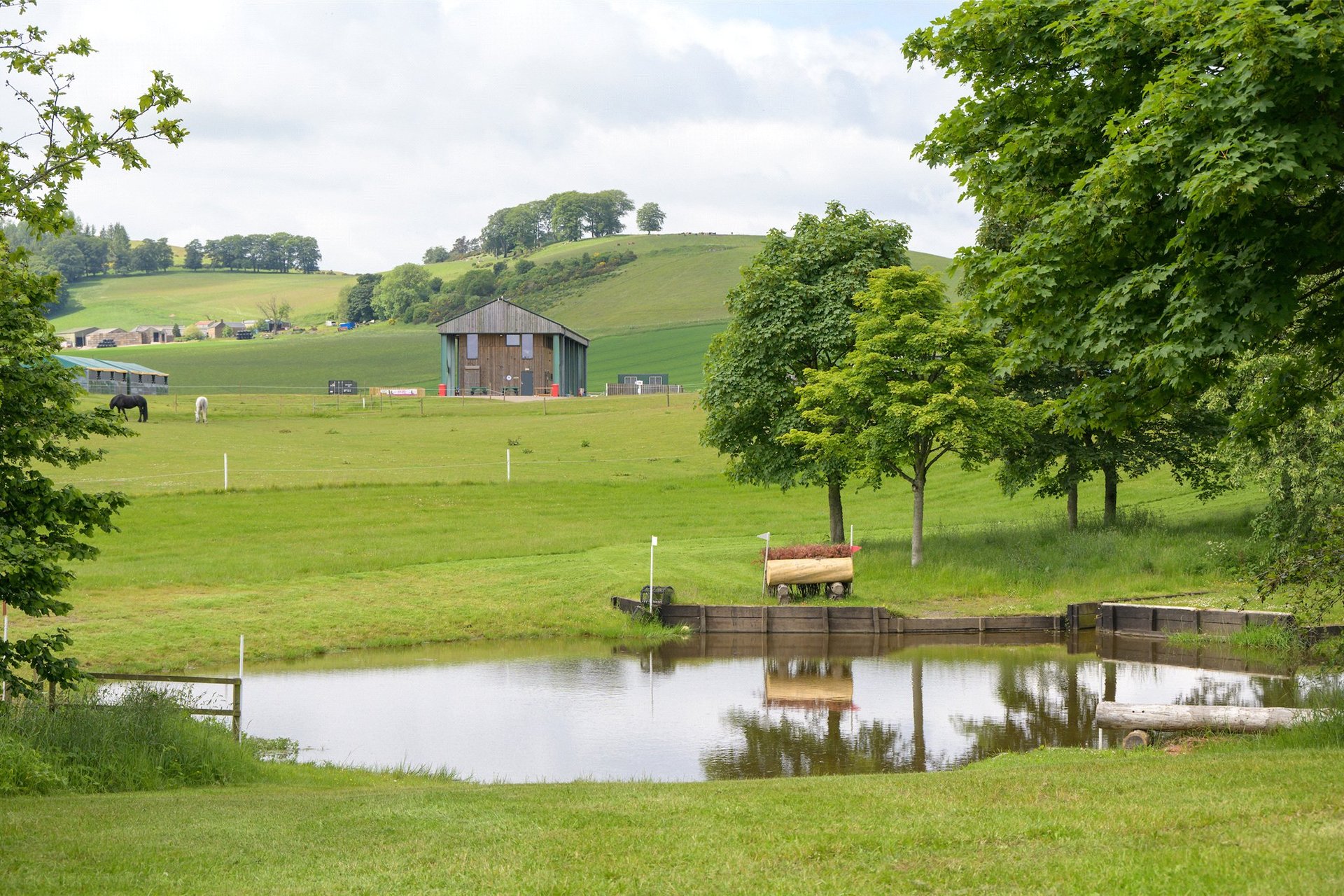Auchlishie Farm, Kinnordy, Kirriemuir, Angus, DD8 4LS - Picture #17