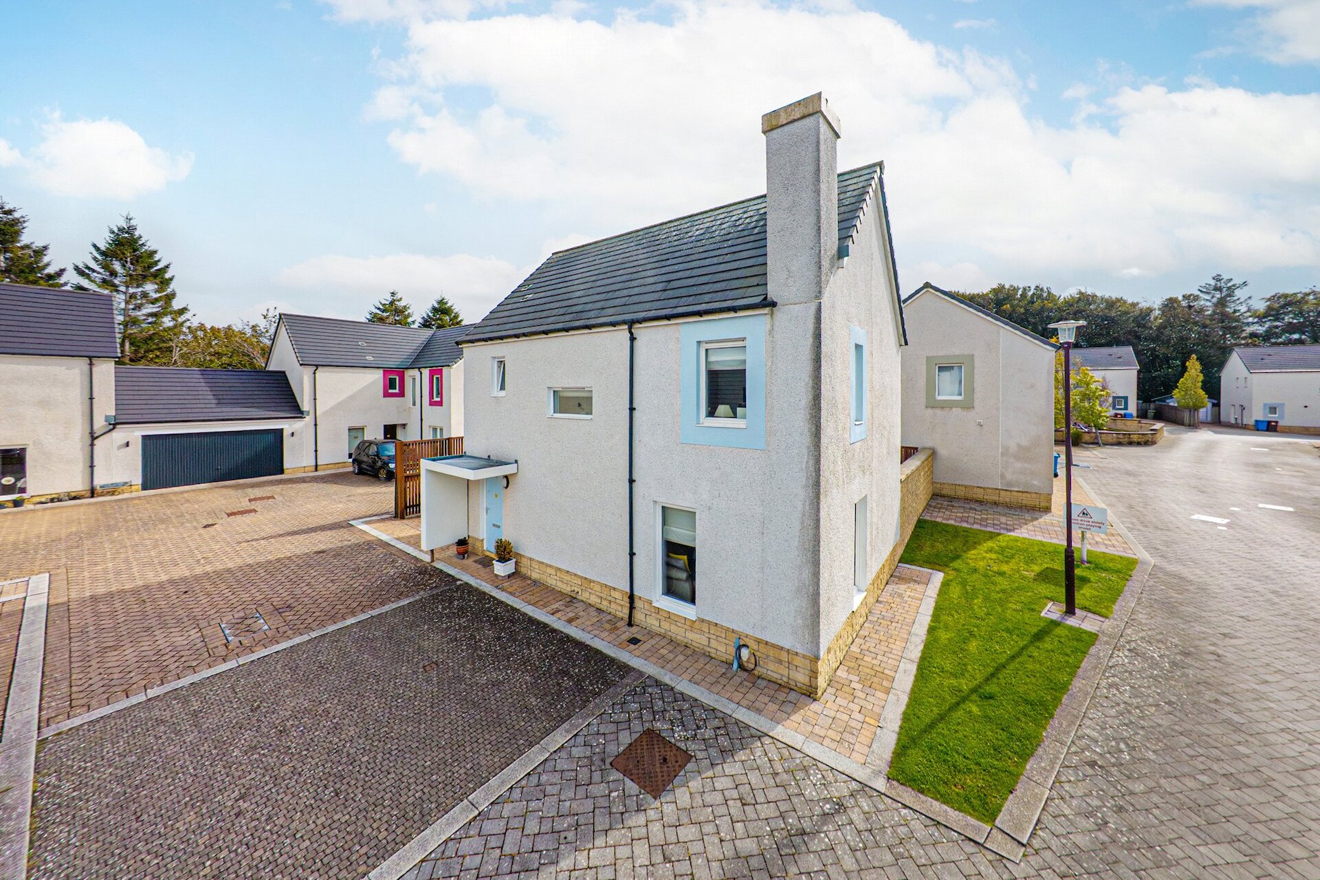 40 Picketlaw Road, Eaglesham, Glasgow, East Renfrewshire, G76 0BF - Picture #1