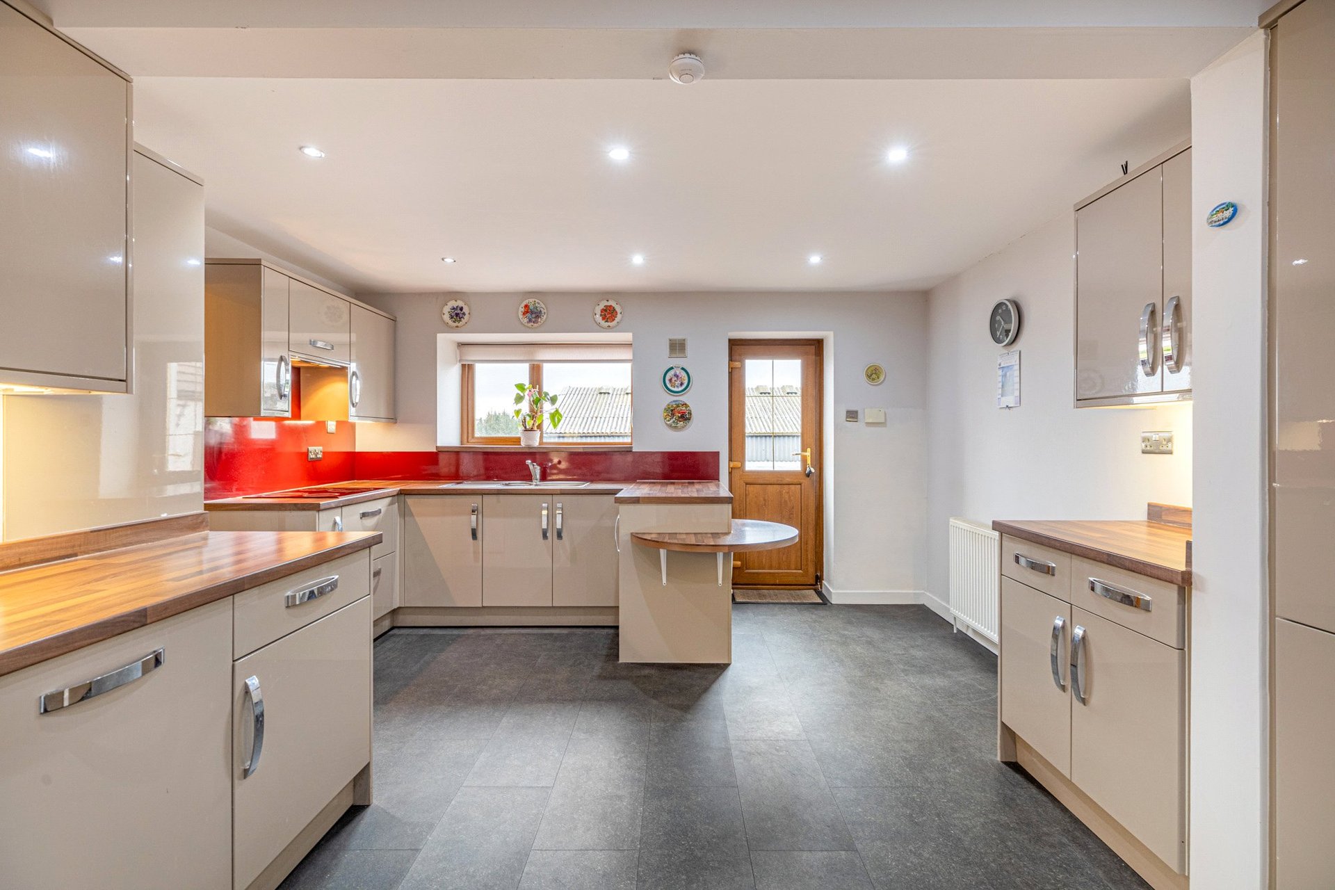 Peathill Farm, Lindsaybeg Road, Chryston, Glasgow, G69 9HT - Picture #6
