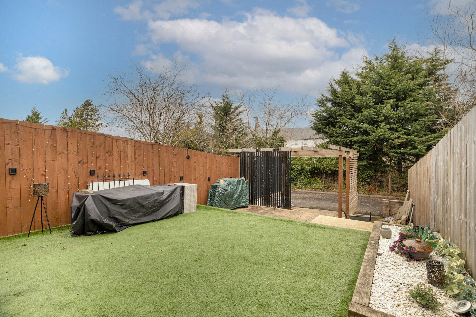 73 Almond Road, Bearsden, G61 1RG - Picture #3