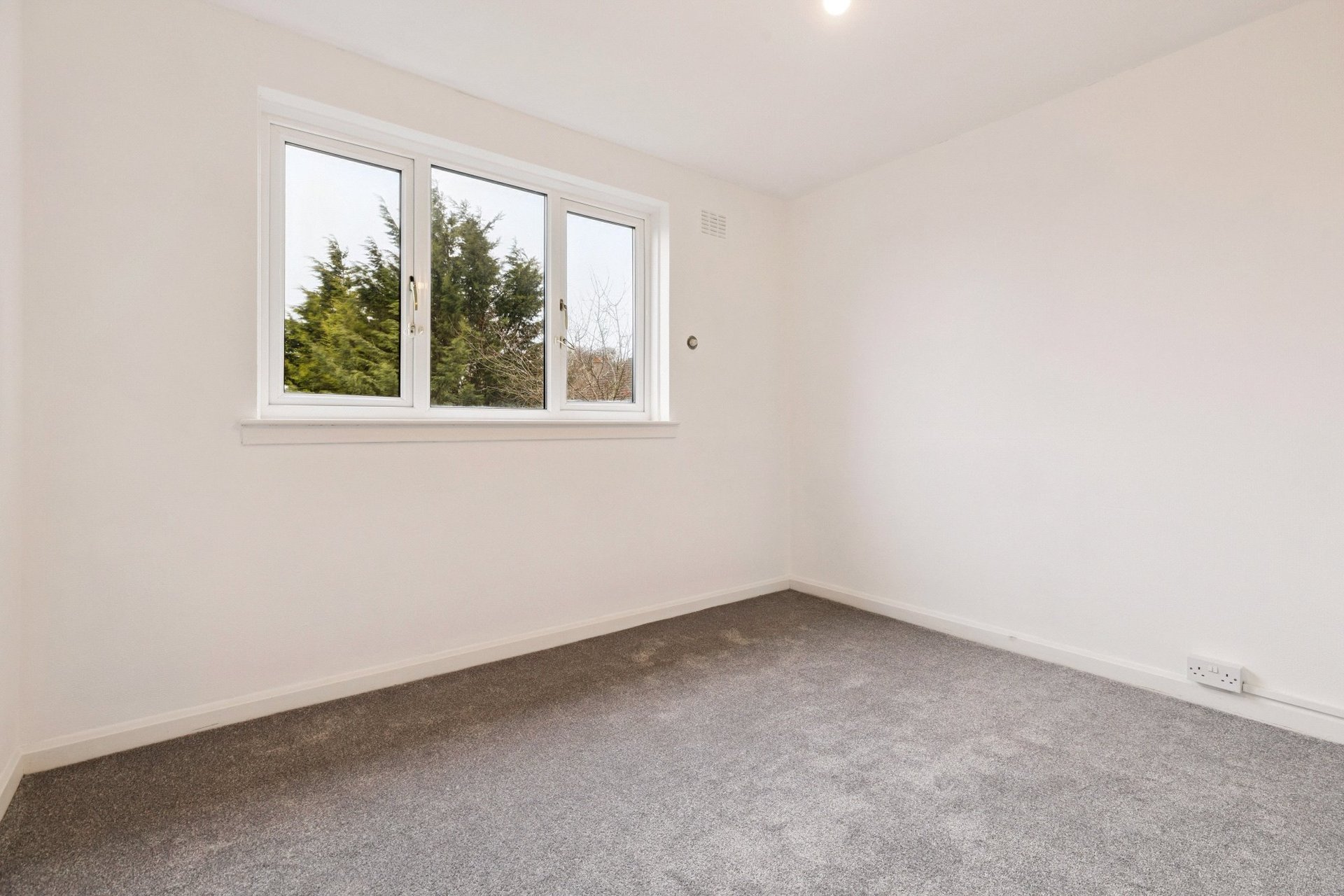 Flat 65, Castle Court, 3 Kings Drive, Newton Mearns, Glasgow, East Renfrewshire, G77 5JB - Picture #13