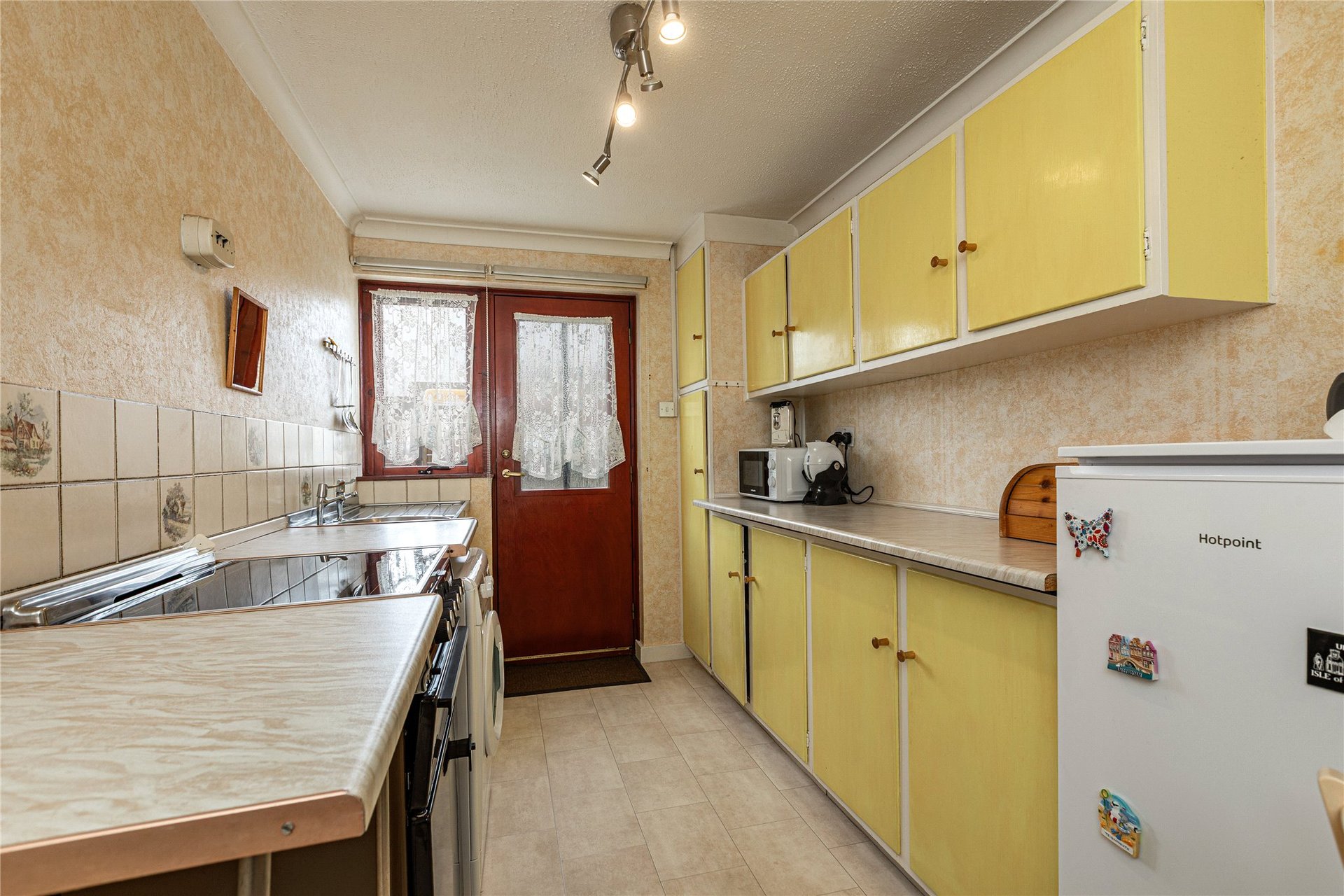 70 Newfields, Berwick-upon-Tweed, Northumberland, TD15 1SL - Picture #4