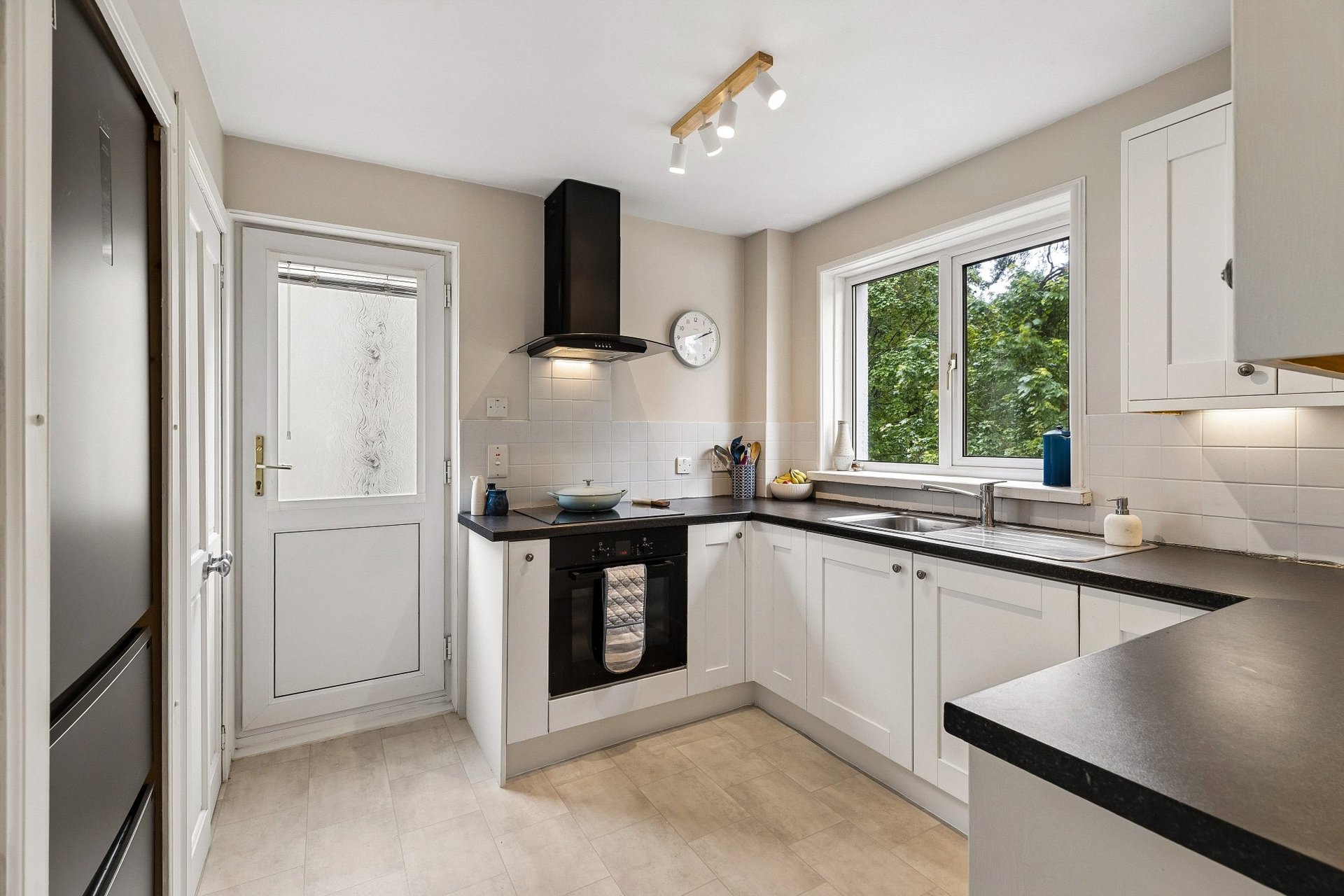 14 Dunglass Place, Milngavie, G62 7RX - Picture #11