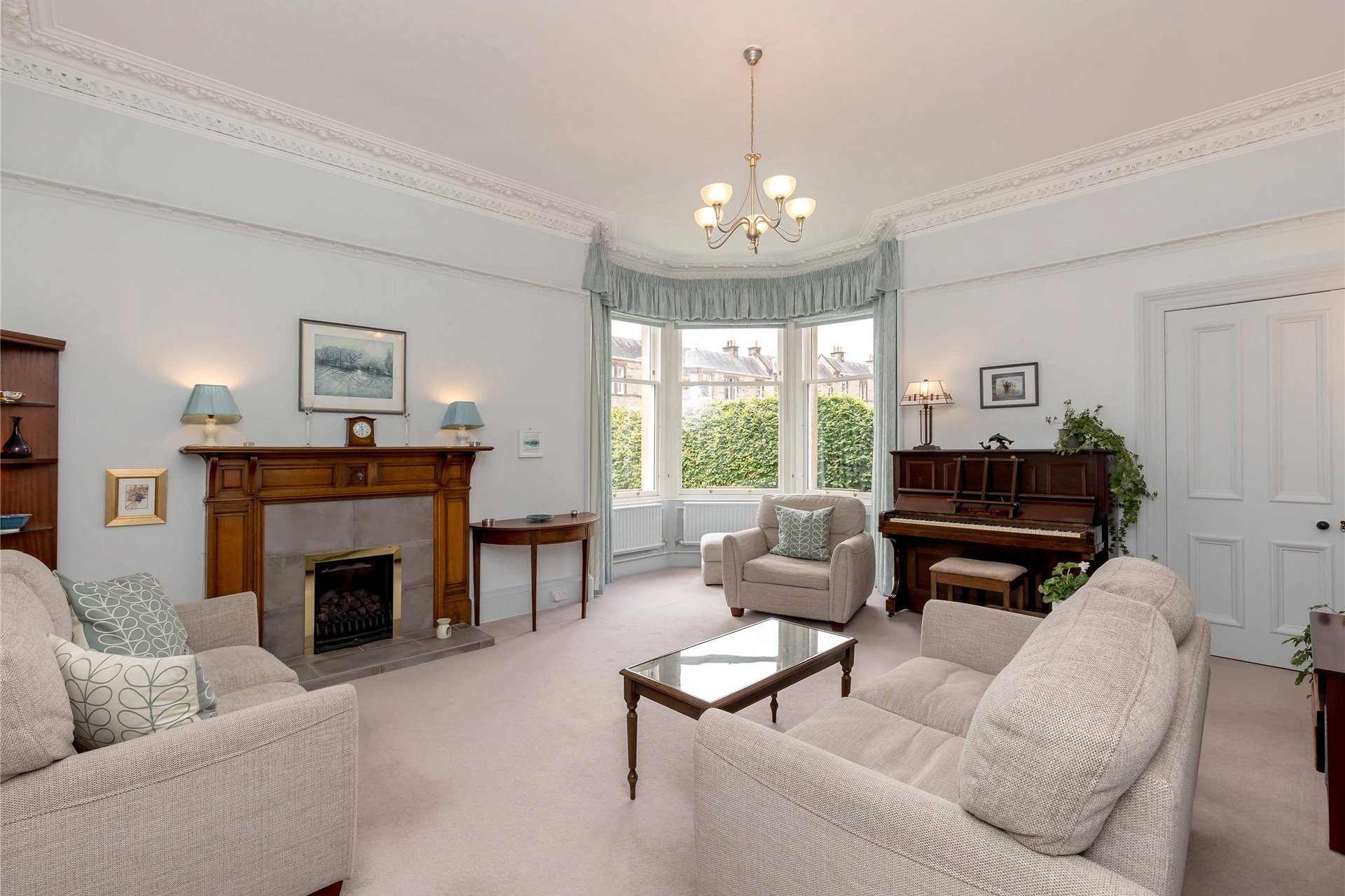 146 Craiglea Drive, Morningside, Edinburgh, EH10 5PR - Picture #3