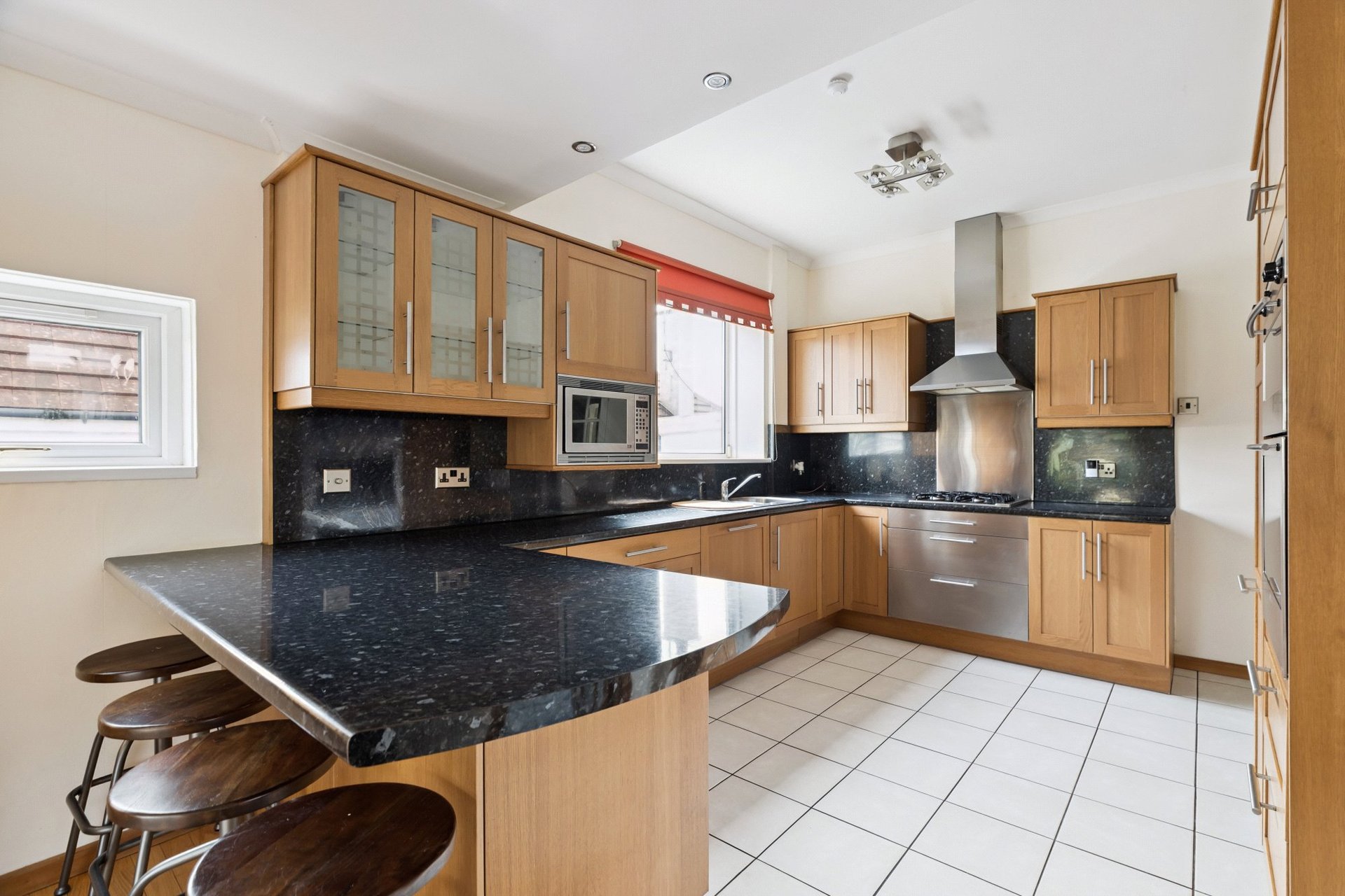 5 Heather Avenue, Bearsden, G61 3AN - Picture #10
