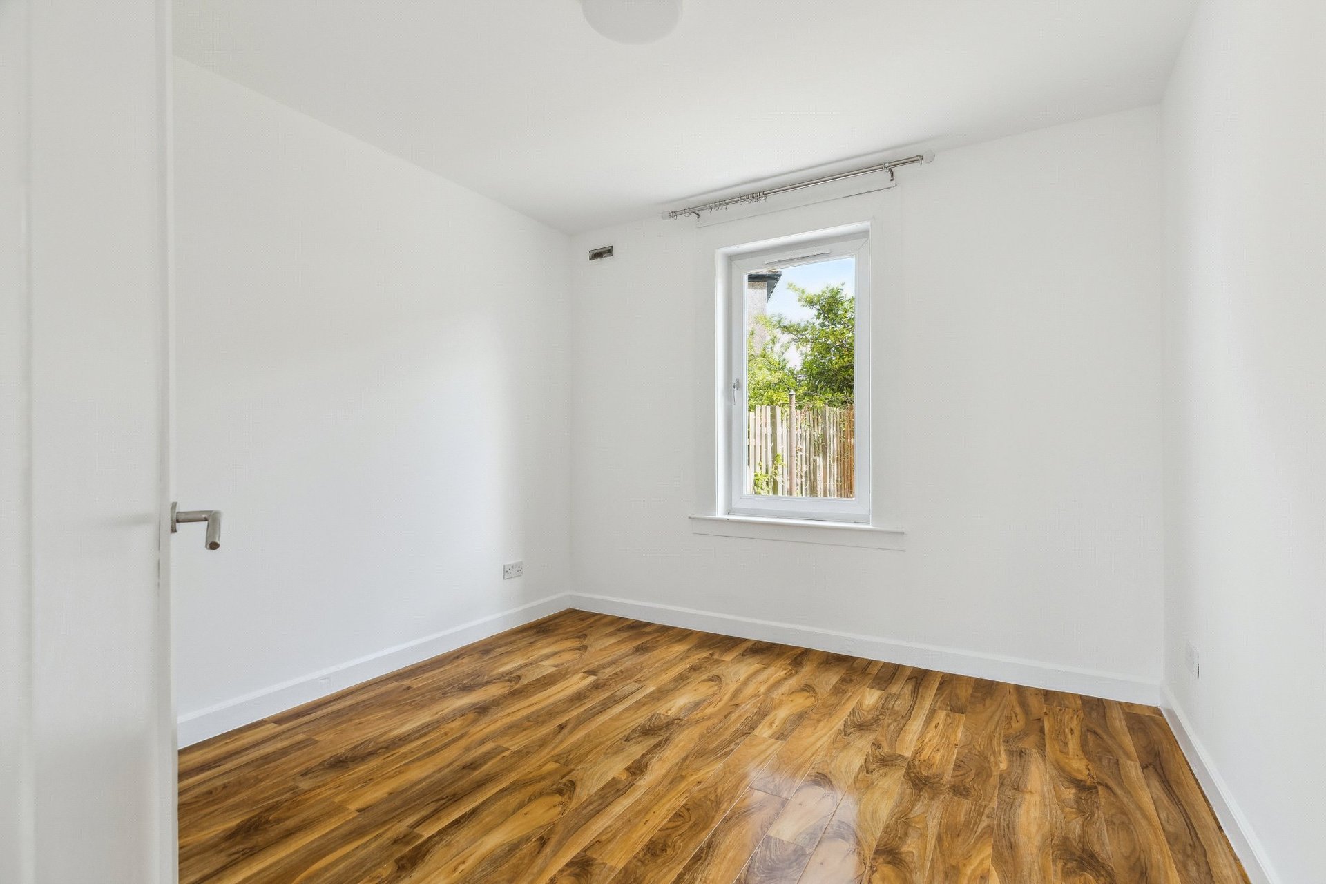 30 Iain Road, Bearsden, G61 4PA - Picture #4