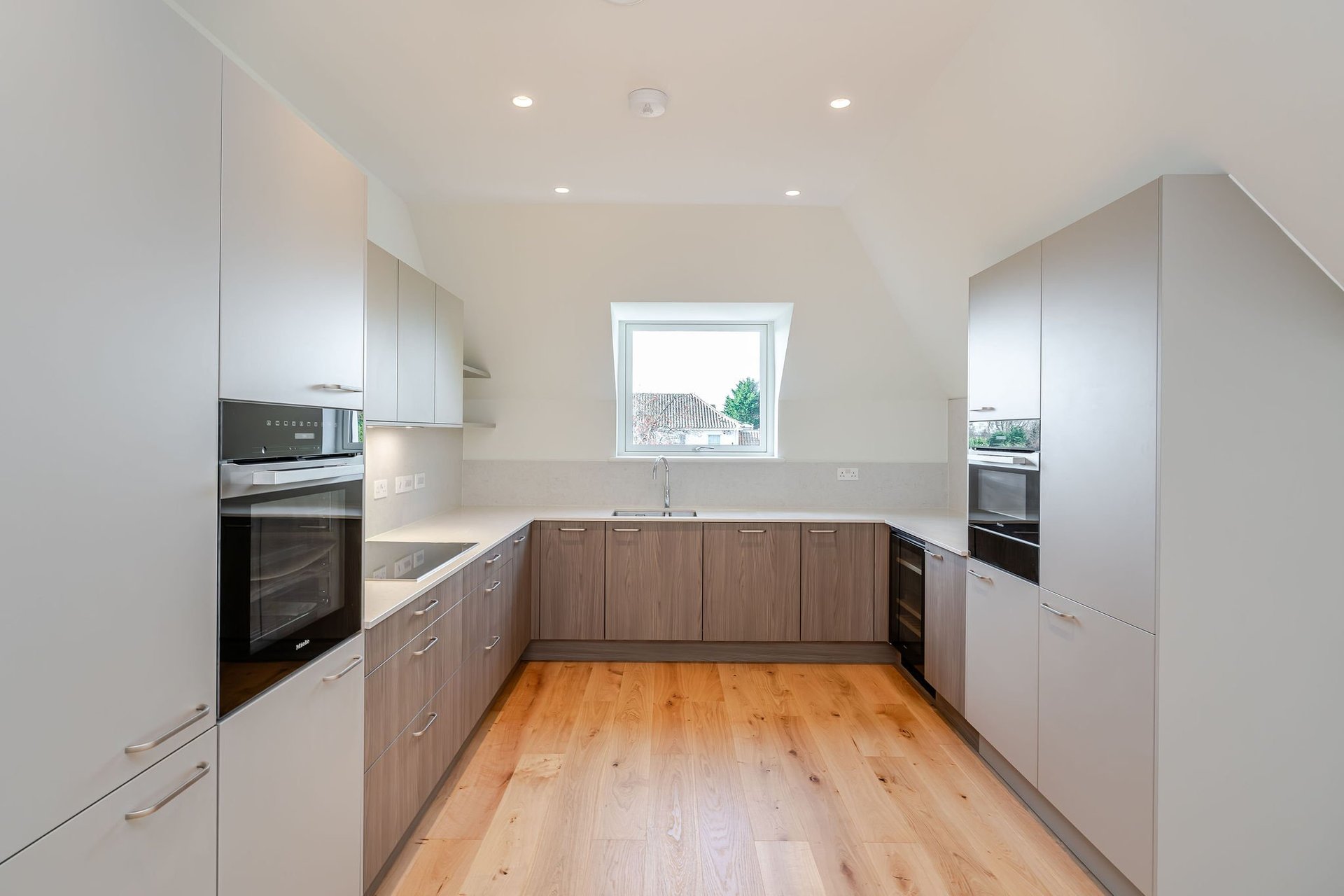 Apartment Four, No.9 Barnton Avenue West, Edinburgh, EH4 6DF - Picture #6
