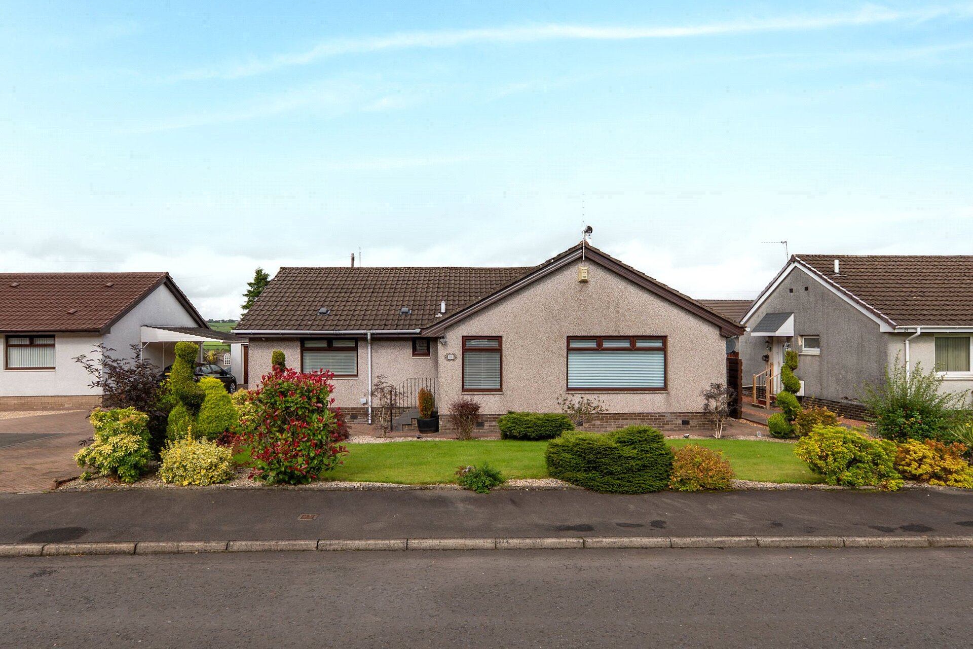 26 Carsewood Avenue, Howwood, Johnstone, Renfrewshire, PA9 1BY - Picture #1