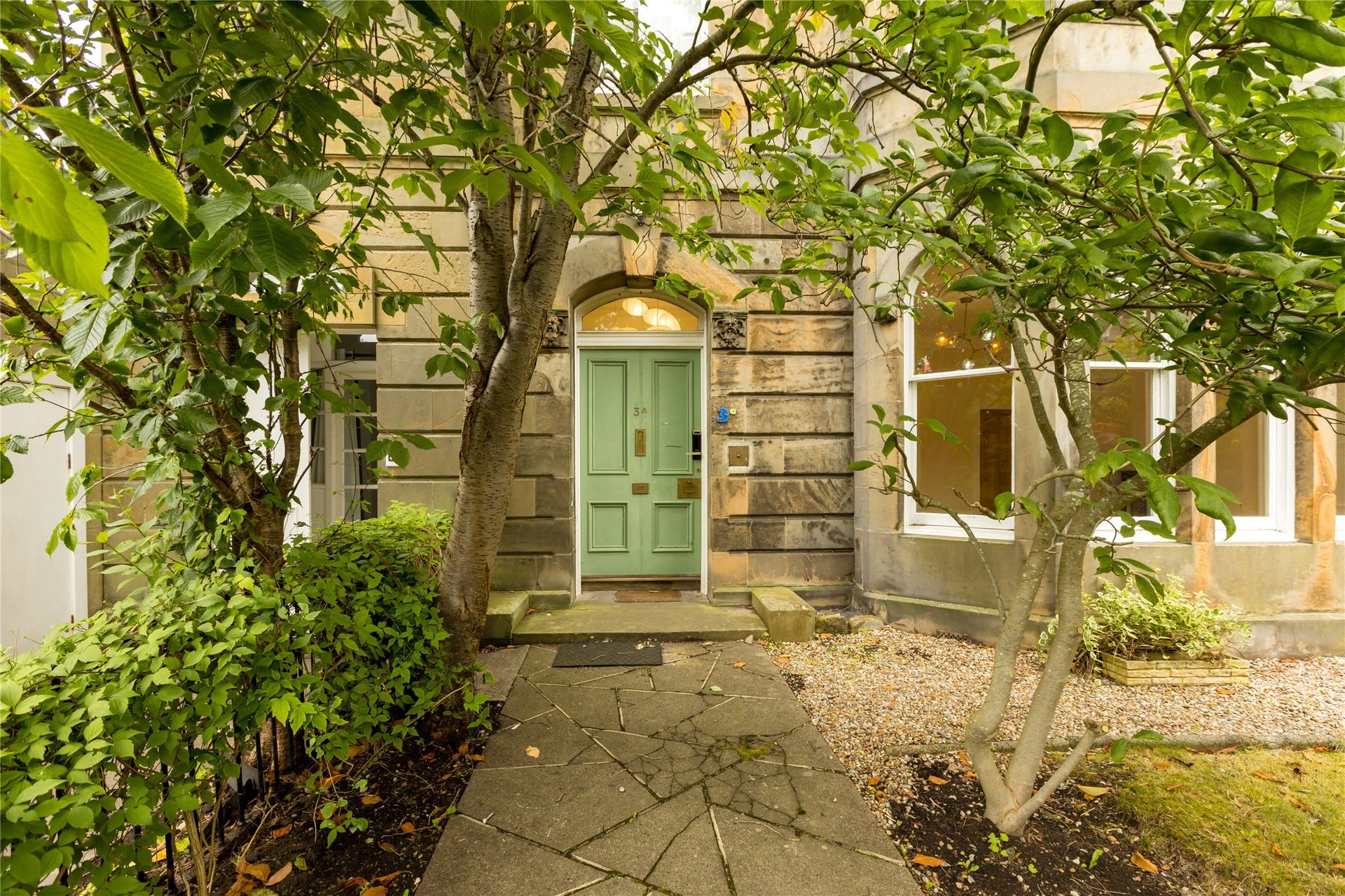 3a Queen's Crescent, Newington, Edinburgh, EH9 2AZ - Picture #2