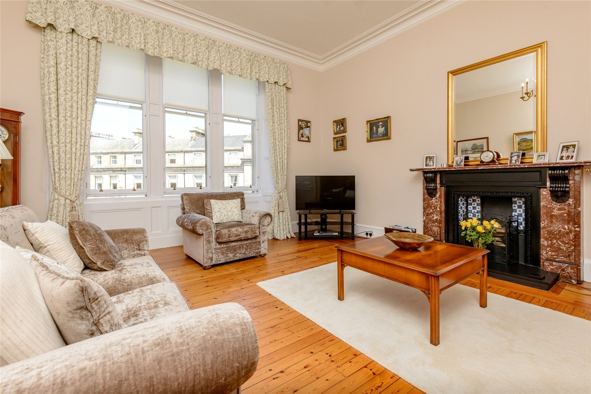 8/3 Drumsheugh Gardens, Edinburgh, Midlothian, EH3 7QJ - Picture #2