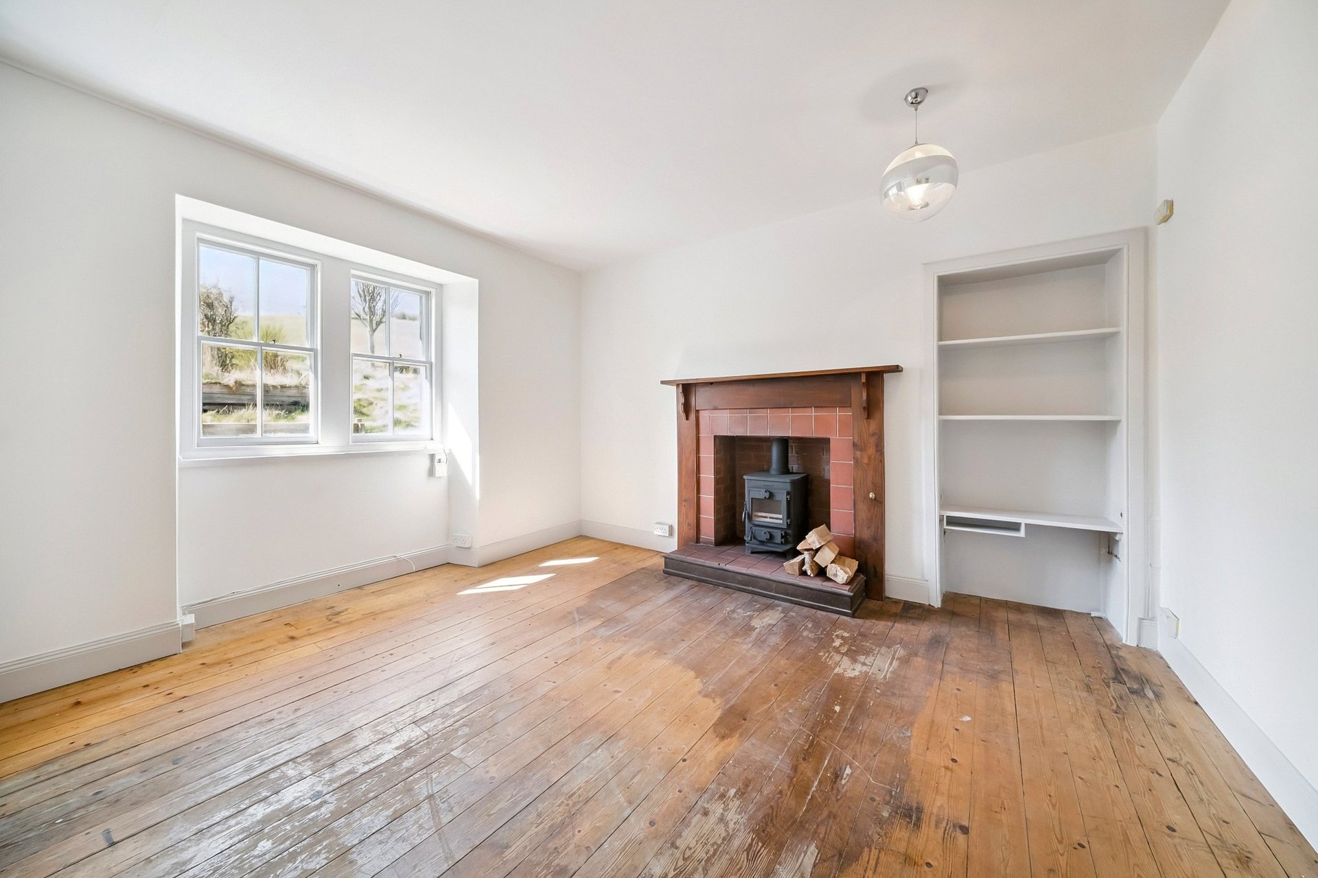 5 Glen Row, Innerleithen, Scottish Borders, EH44 6PX - Picture #3