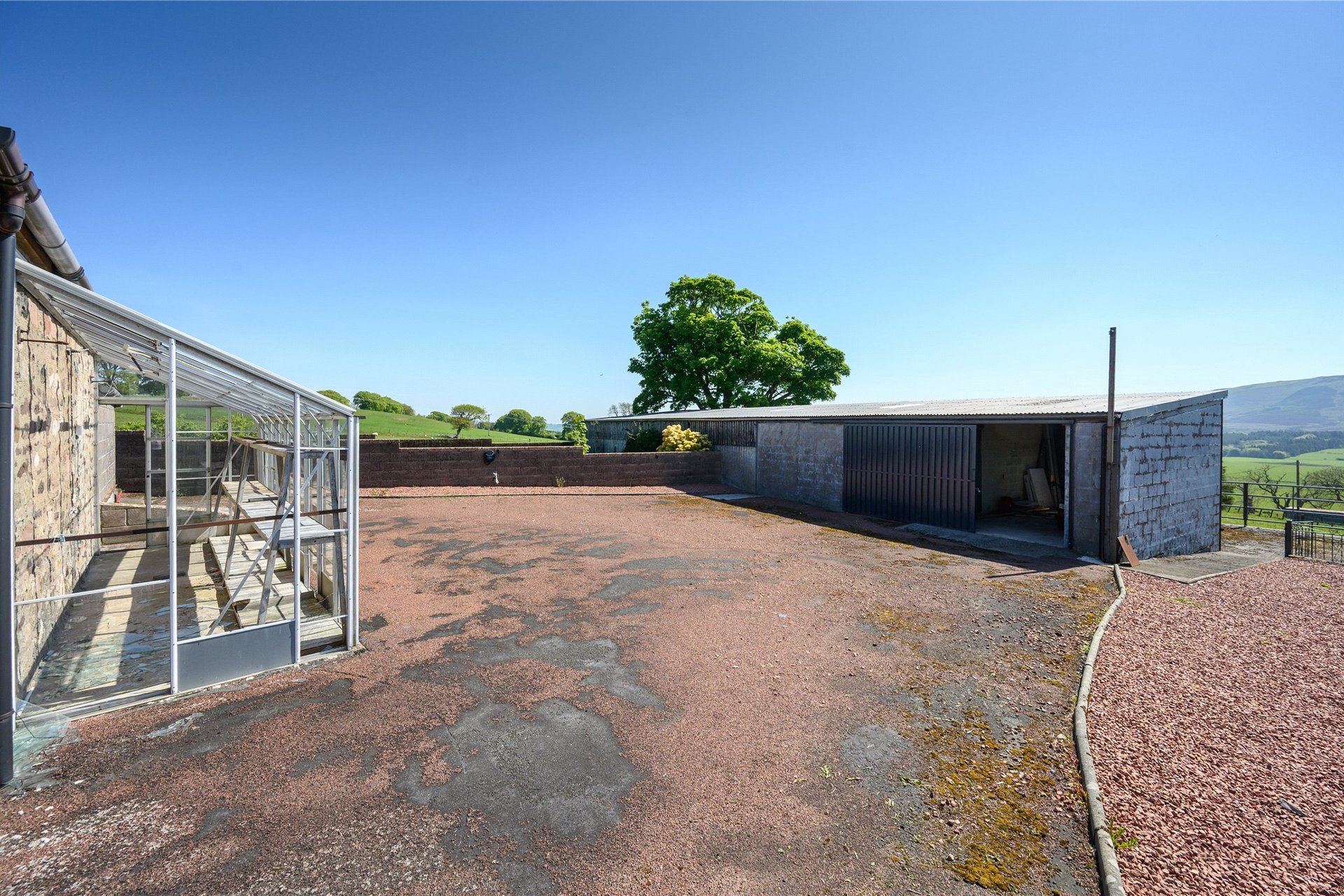 Crossridge Holding, Carmichael, Biggar, South Lanarkshire, ML12 6NG - Picture #31