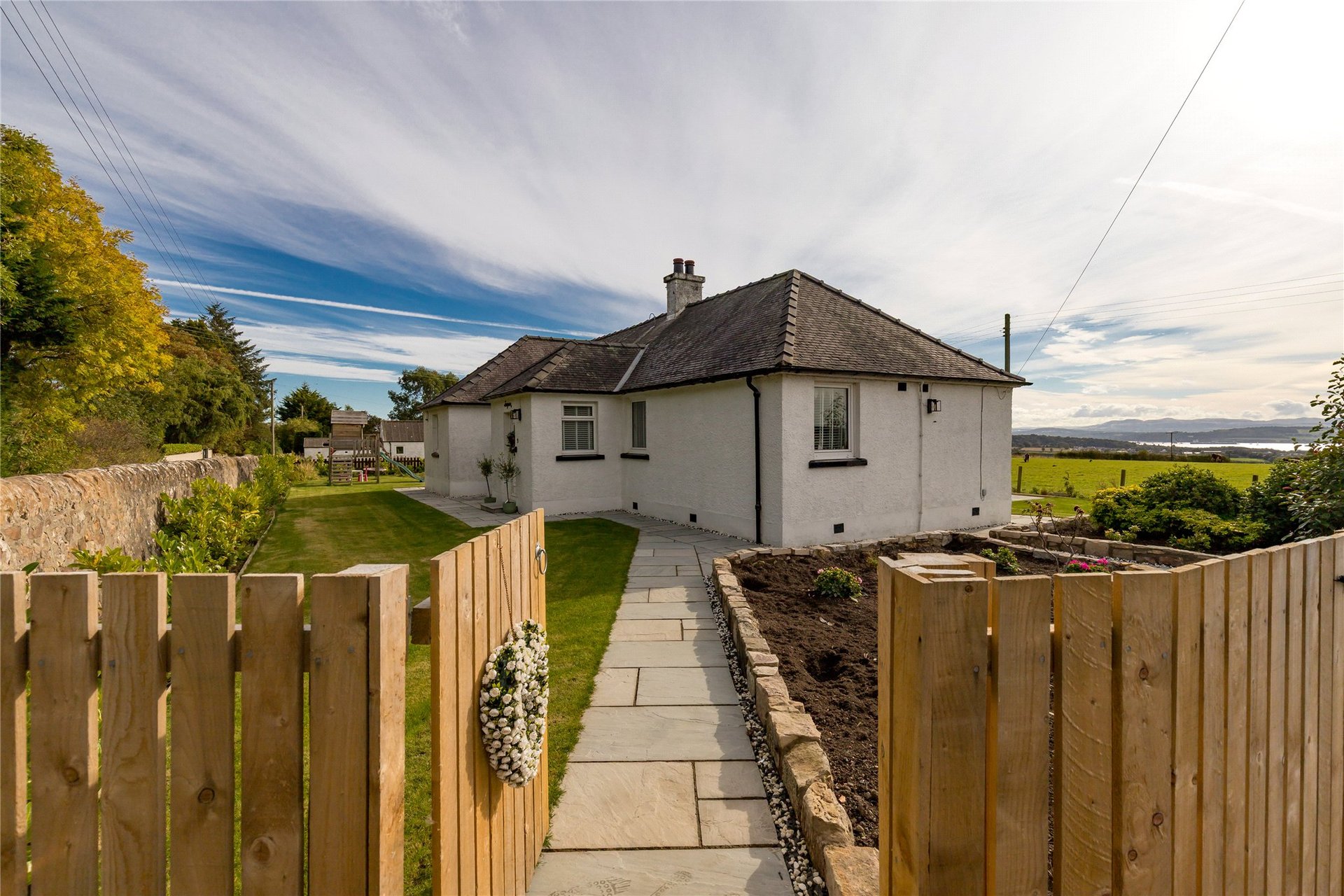 Evergreen Cottage, 3 Middlebank Holdings, Dunfermline, Fife, KY11 8QL - Picture #3