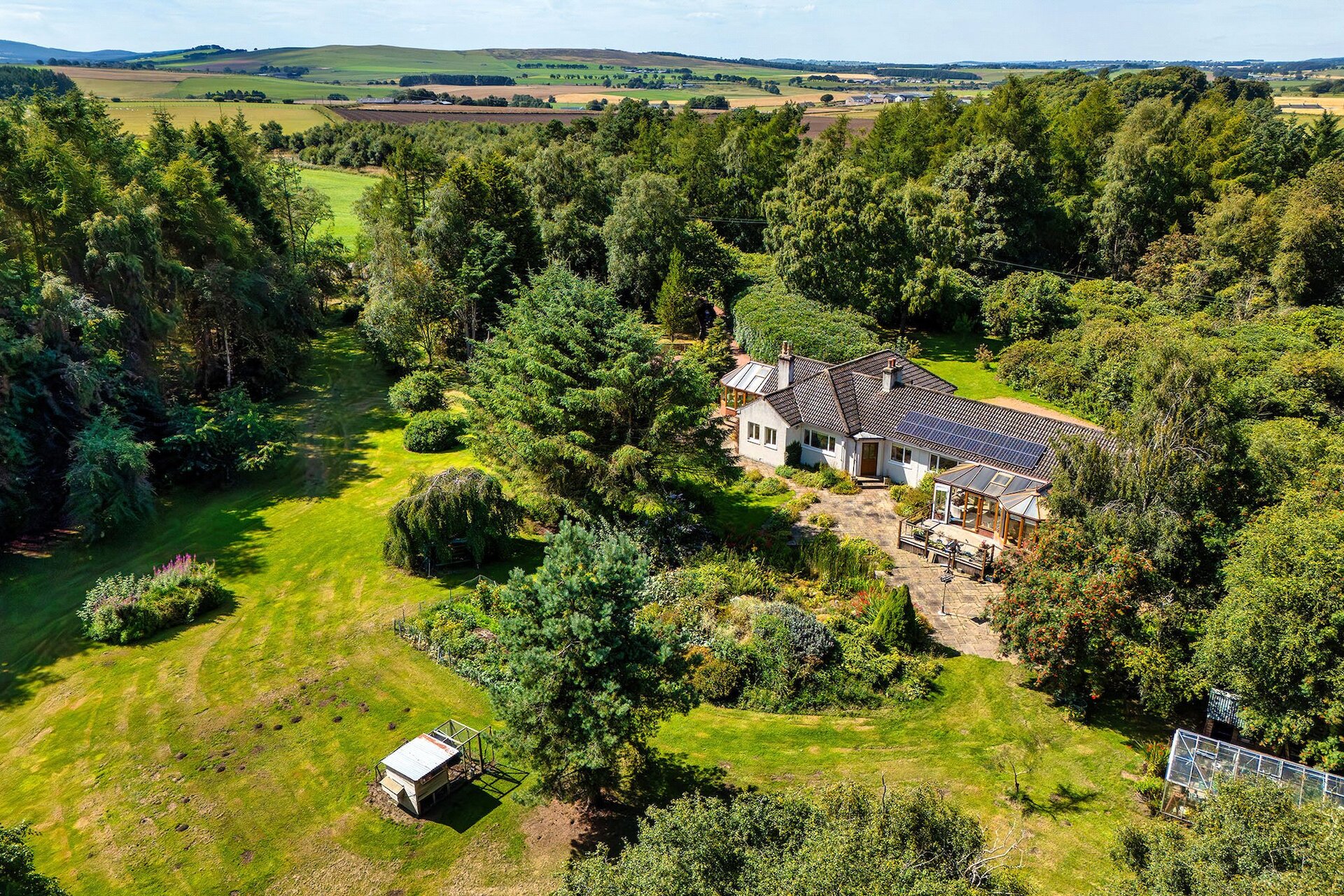 Bowmuir Lodge, Libberton, Carnwath, Lanark, South Lanarkshire, ML11 8LX - Picture #1