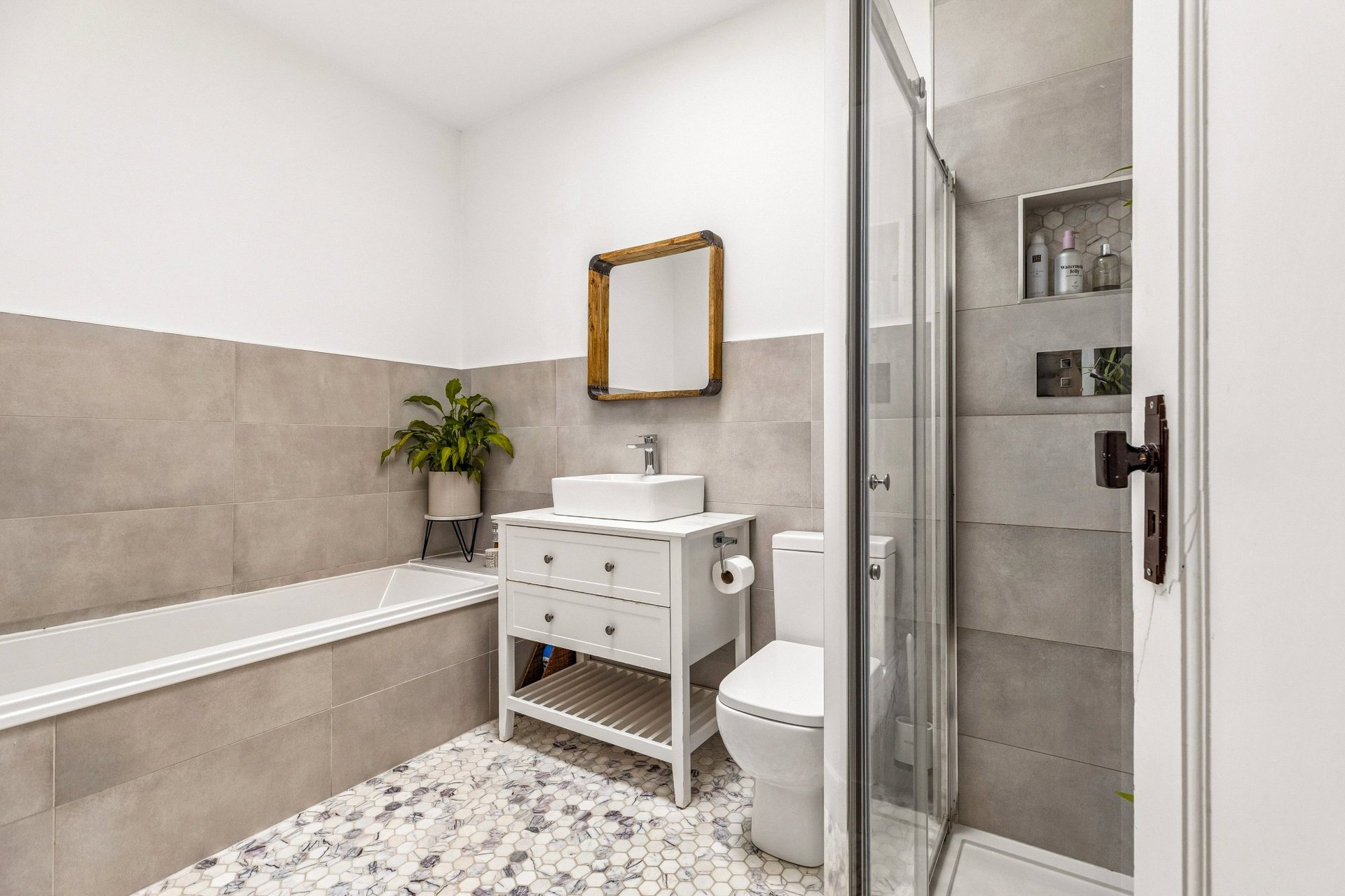 21 Whittliemuir Avenue, Muirend, Glasgow, G44 3HU - Picture #23