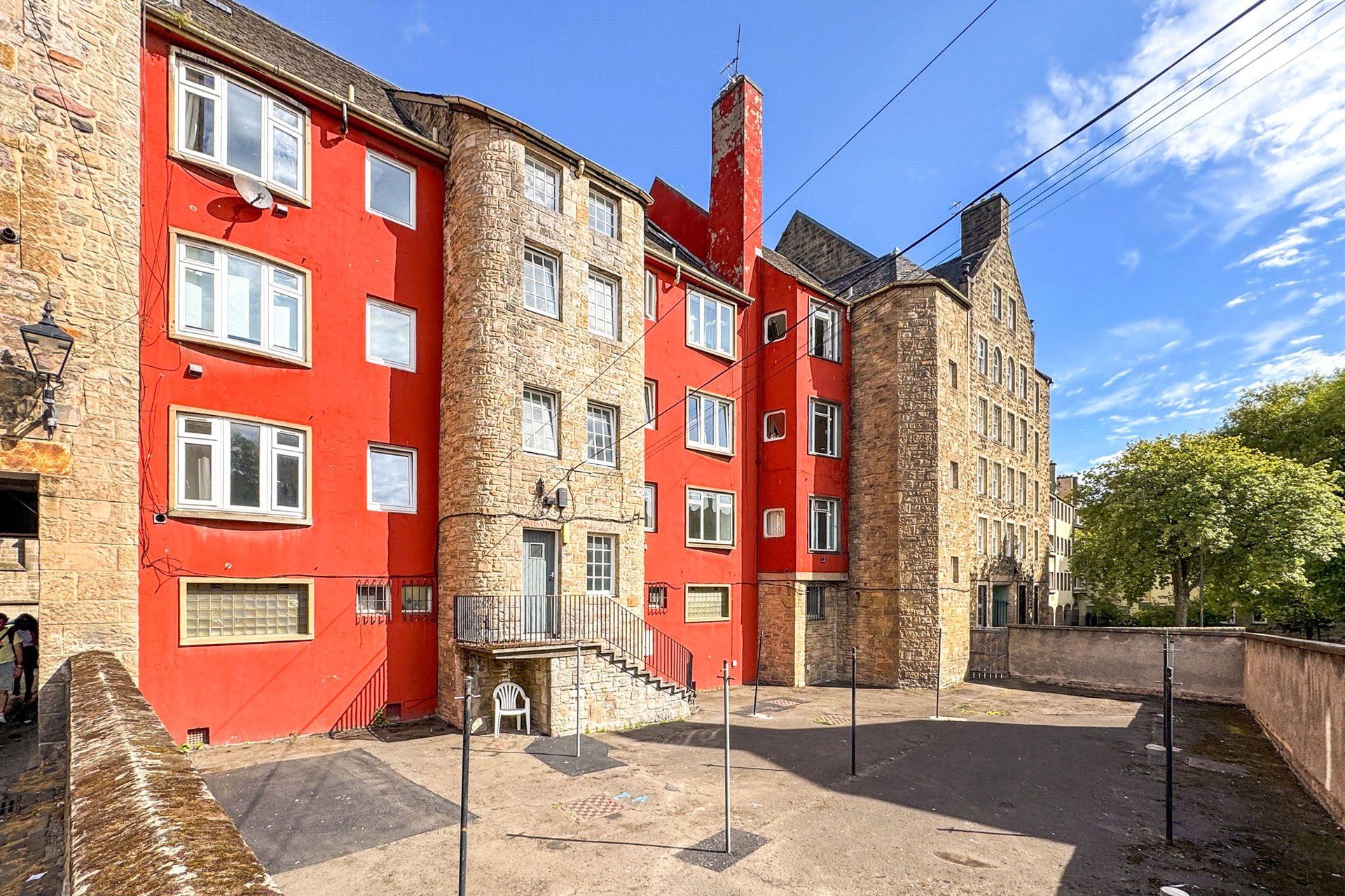 252/4 Canongate, Edinburgh, EH8 8AA - Picture #16