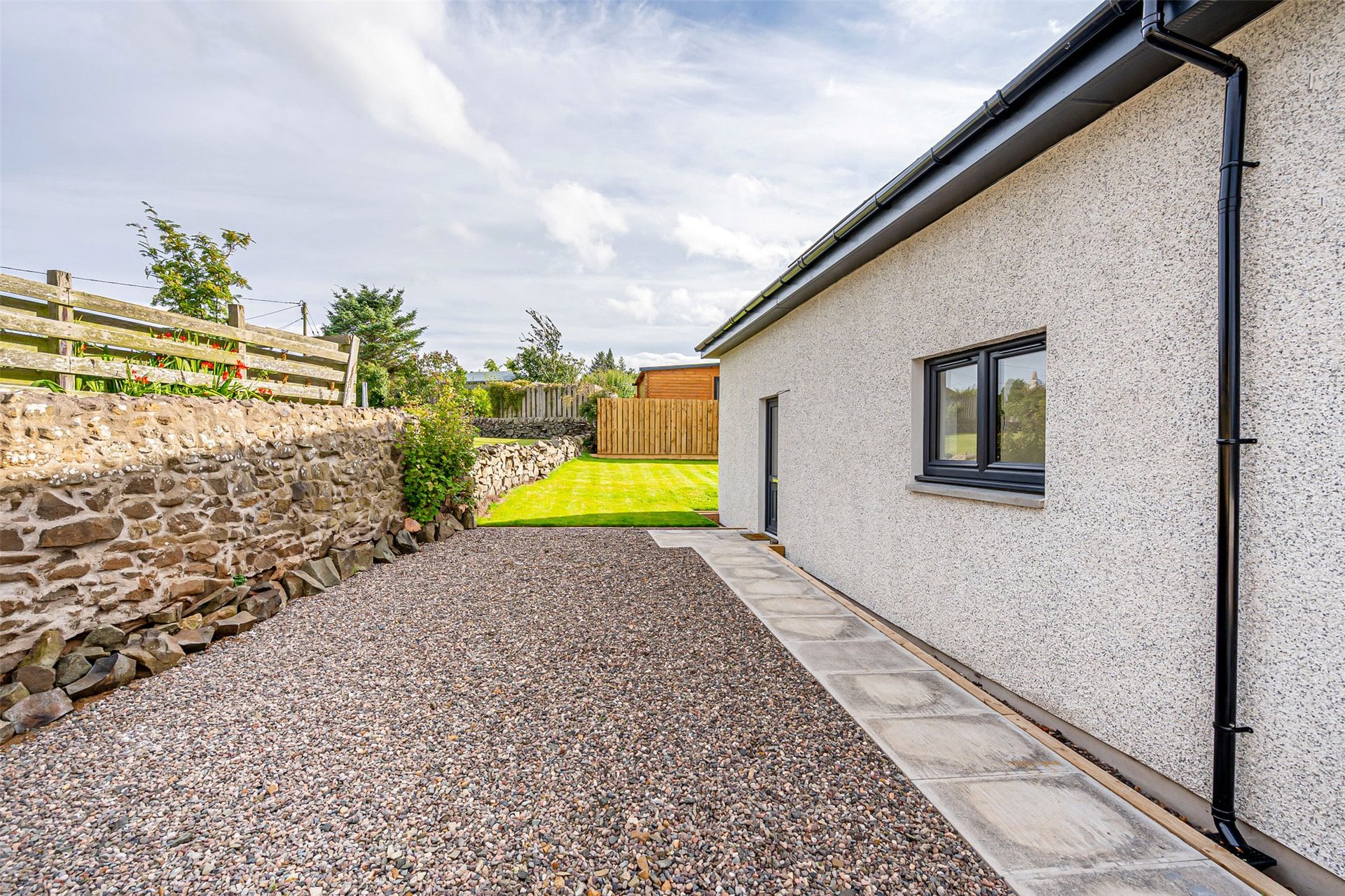 Strathview Store, Cupar Road, Craigrothie, Cupar, KY15 5QD - Picture #24