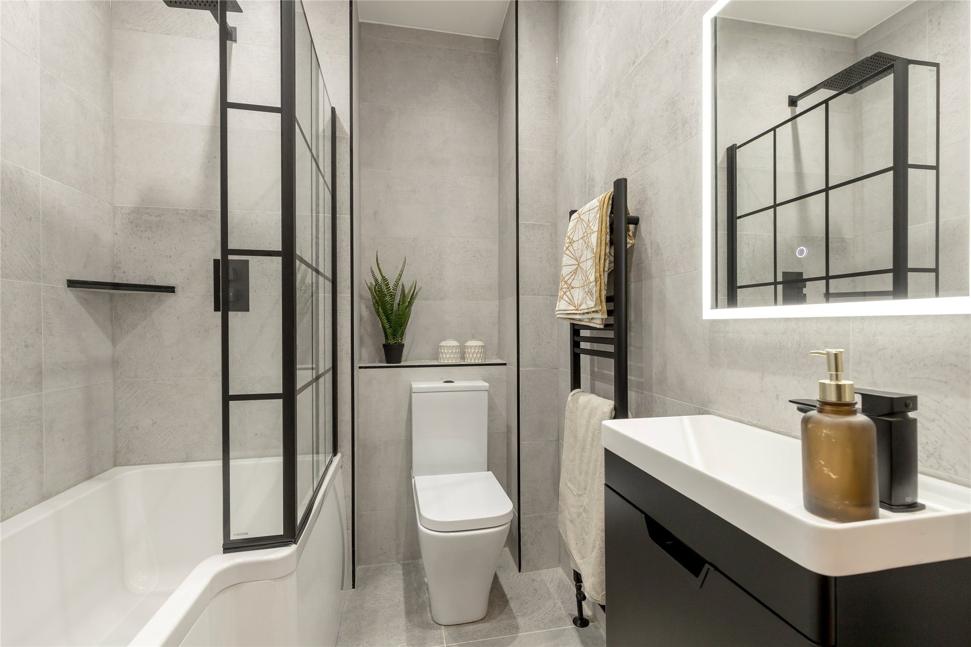 Flat H, 39 St. Bernards Crescent, Edinburgh, Midlothian, EH4 1NR - Picture #8