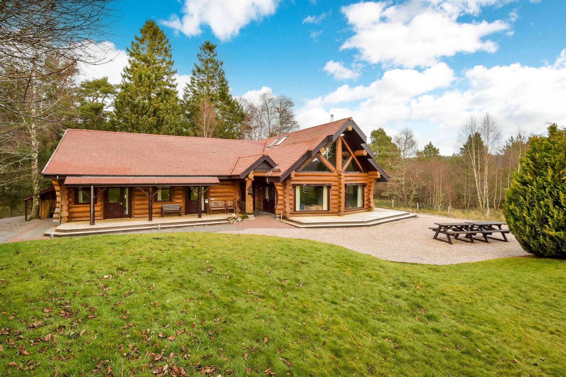 Mountain Bear Lodge, Nethy Bridge, Inverness-Shire, PH25 3DY - Picture #32