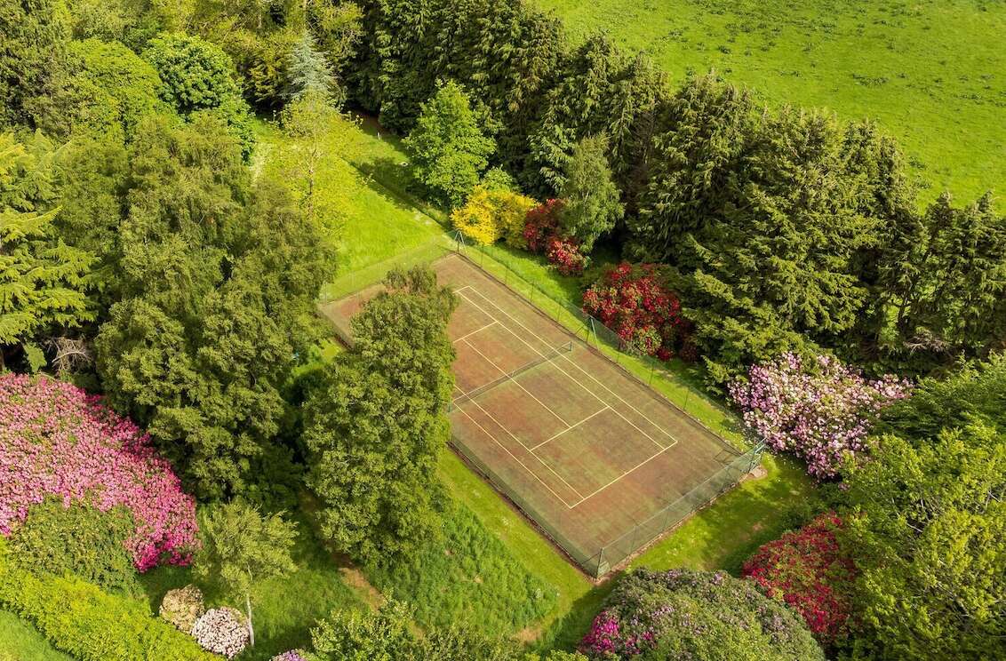 Glencarse House tennis court