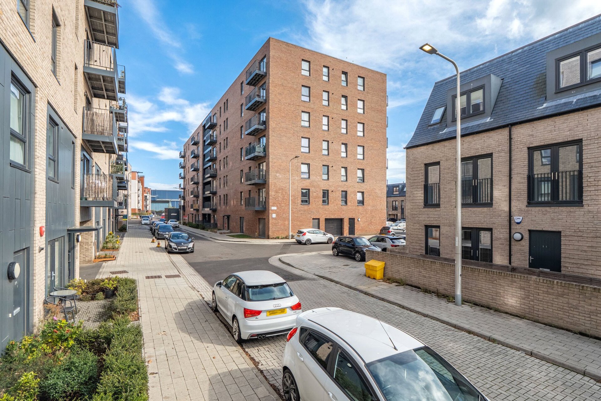 Flat 5, 19 Pillans Place, Edinburgh, Midlothian, EH6 7FJ - Picture #2