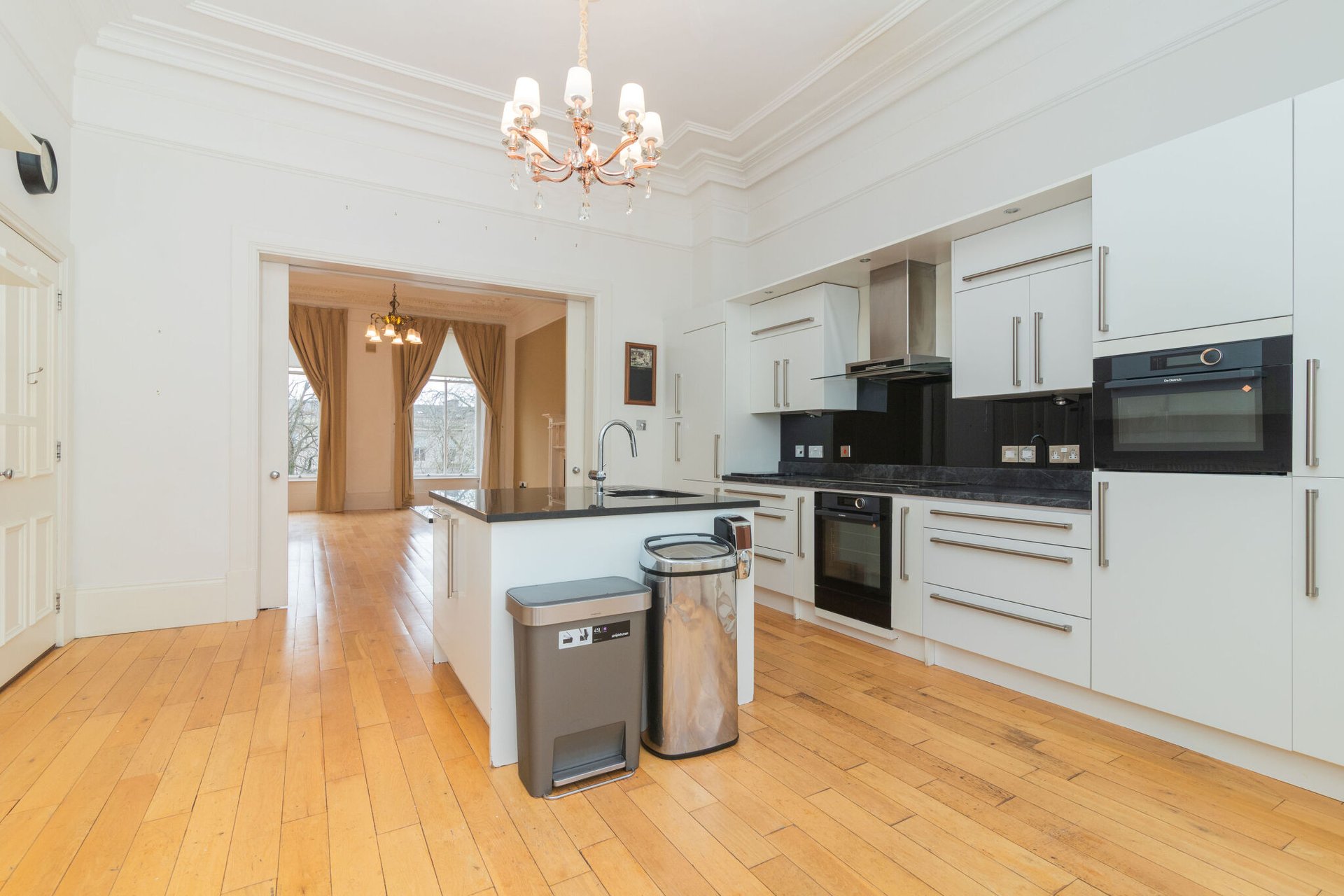Main Door, 11 Royal Crescent, Glasgow, G3 7SL - Picture #7