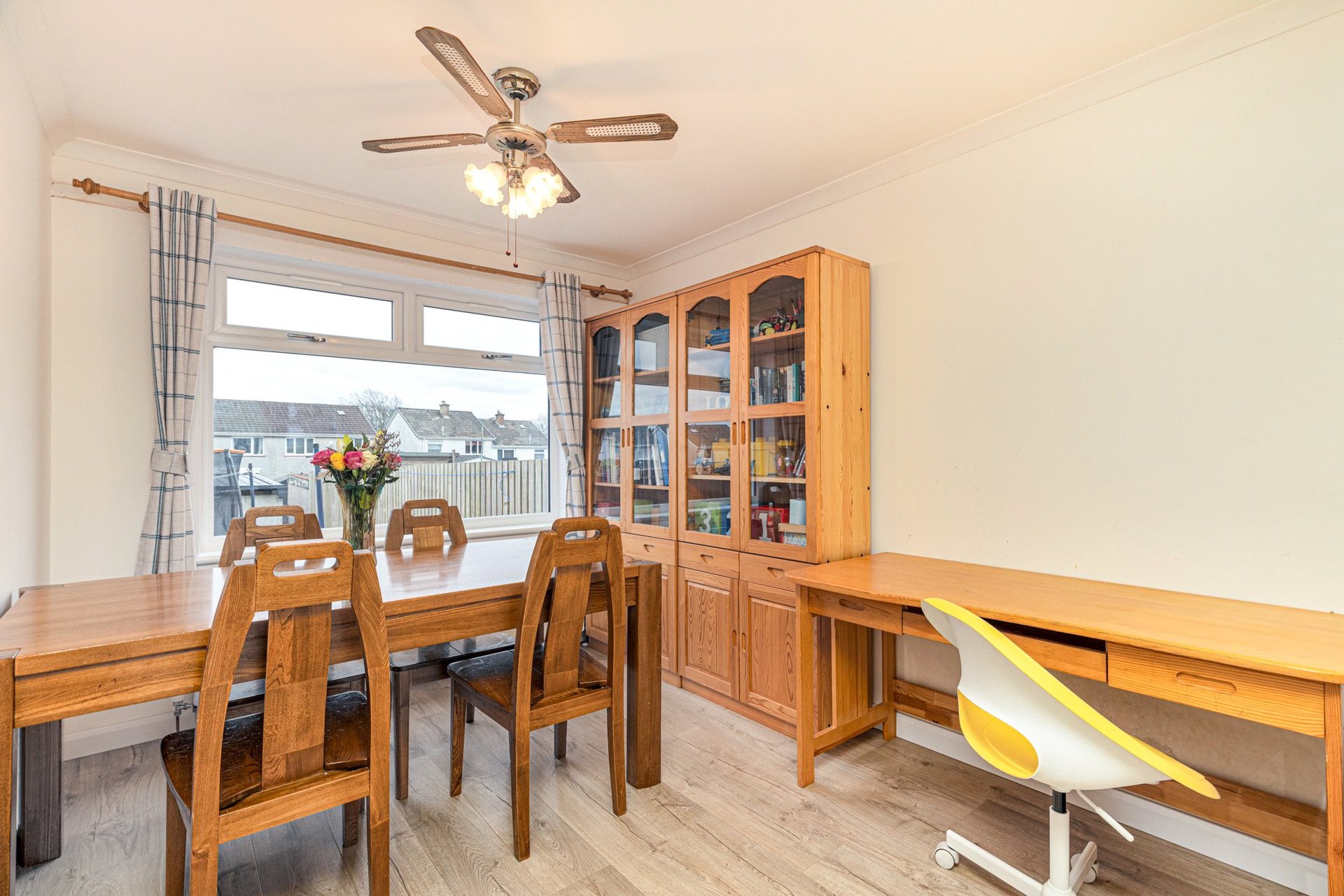 19 Carnock Gardens, Milngavie, G62 7RU - Picture #5