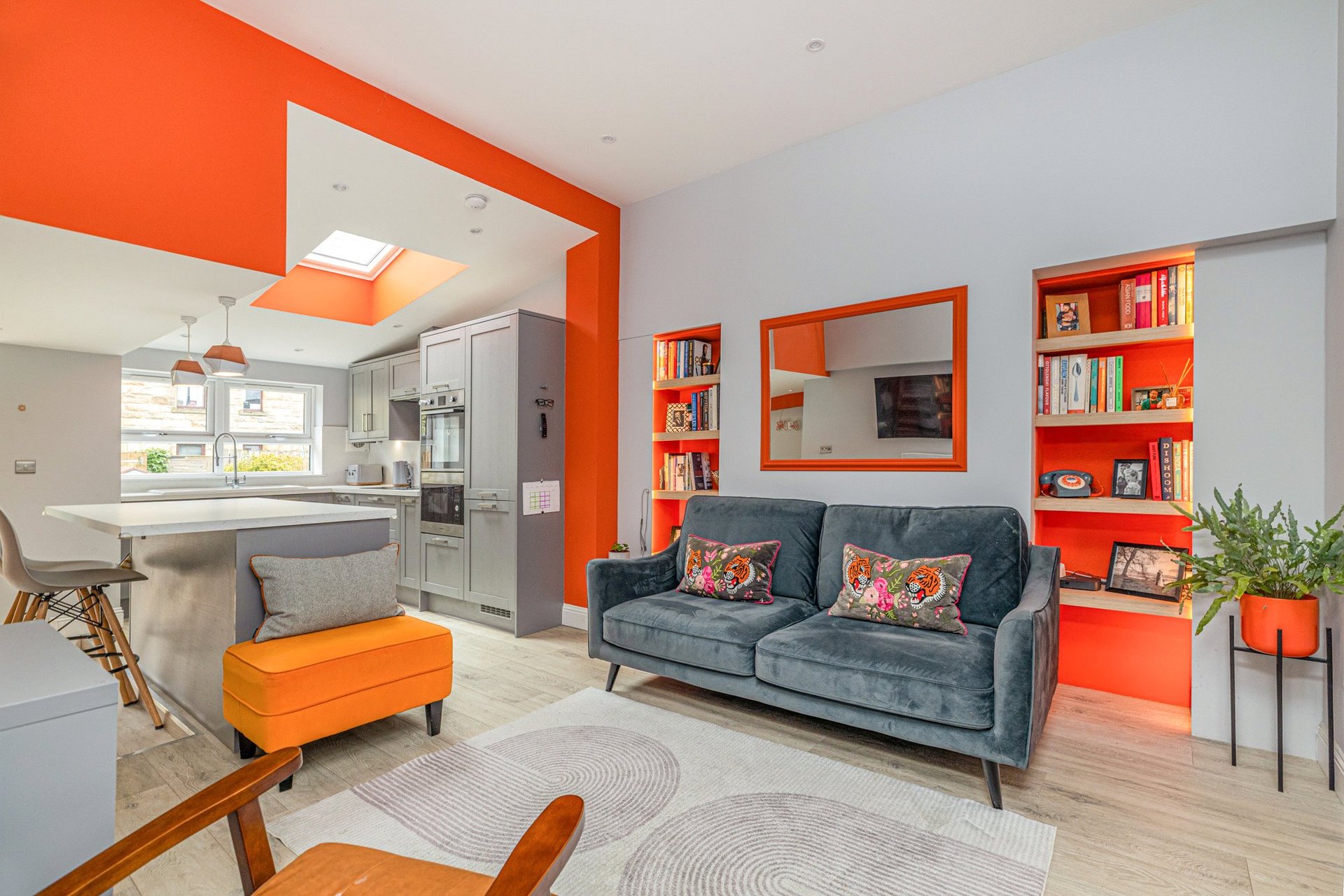 12 Victoria Park Street, Victoria Park, Glasgow, G14 9QA - Picture #2