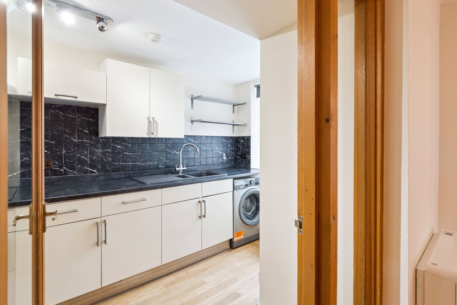 56/9 Timber Bush, Leith, Edinburgh, EH6 6QH - Picture #10