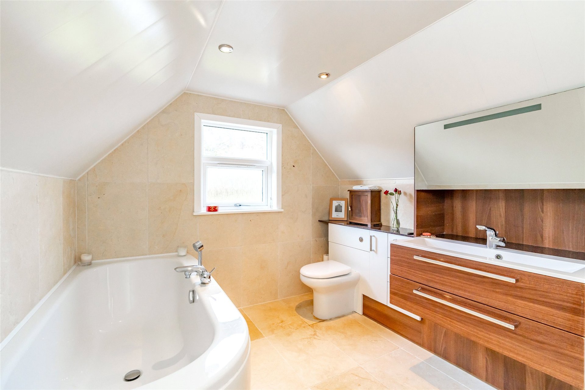 Lagganbeag House, Kilninver, Oban, Argyll and Bute, PA34 4UU - Picture #17
