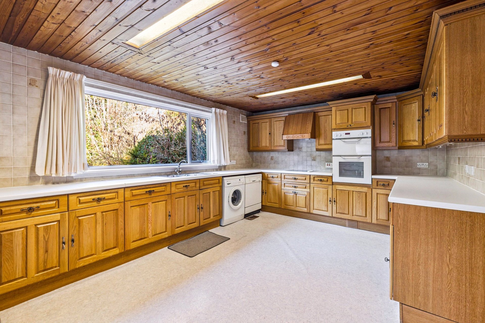 44 Cunningham Drive, Giffnock, Glasgow, East Renfrewshire, G46 6ER - Picture #9