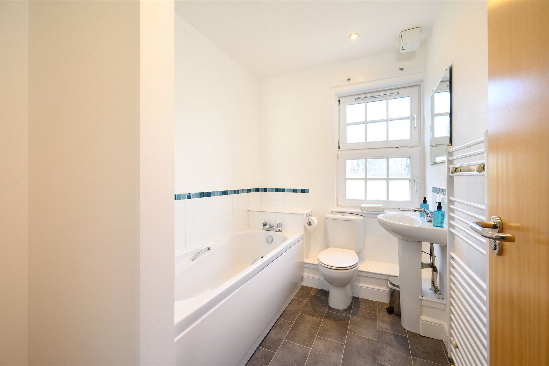 7/3 Brewery Close, South Queensferry, Midlothian, EH30 9LN - Picture #13