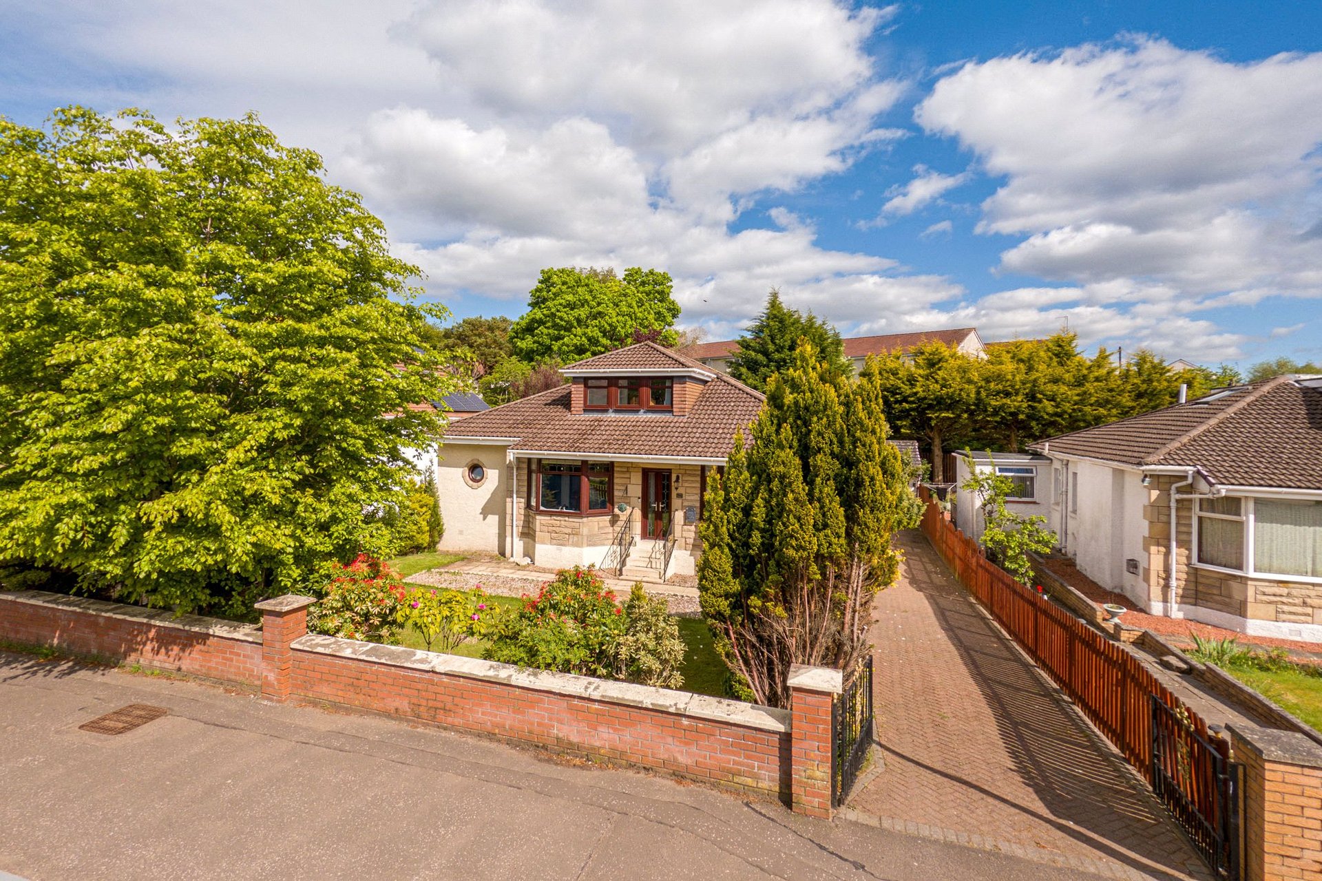 55 Eaglesham Road, Clarkston, Glasgow, G76 7TR - Picture #2