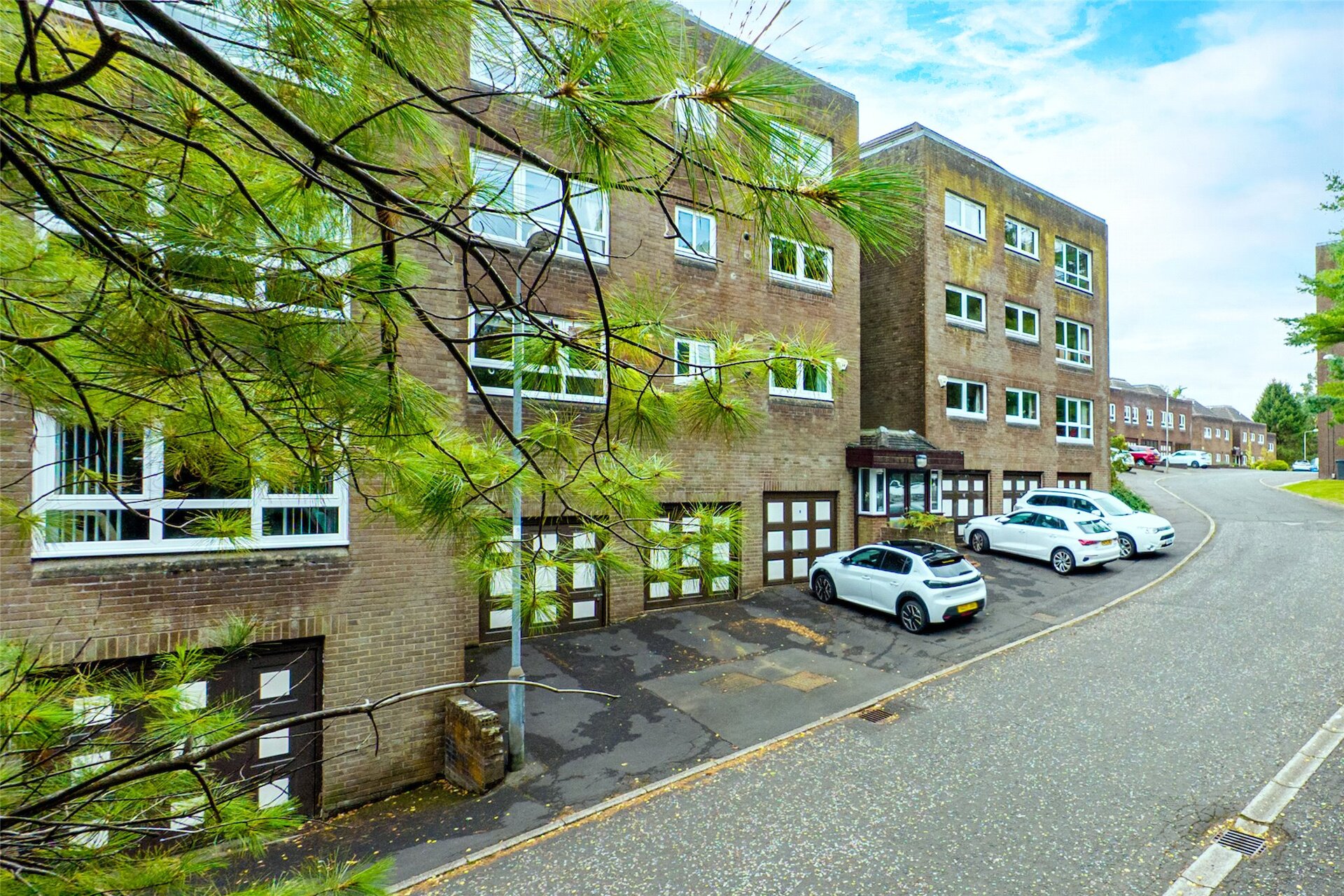 34 Roman Court, Bearsden, G61 2HS - Picture #1