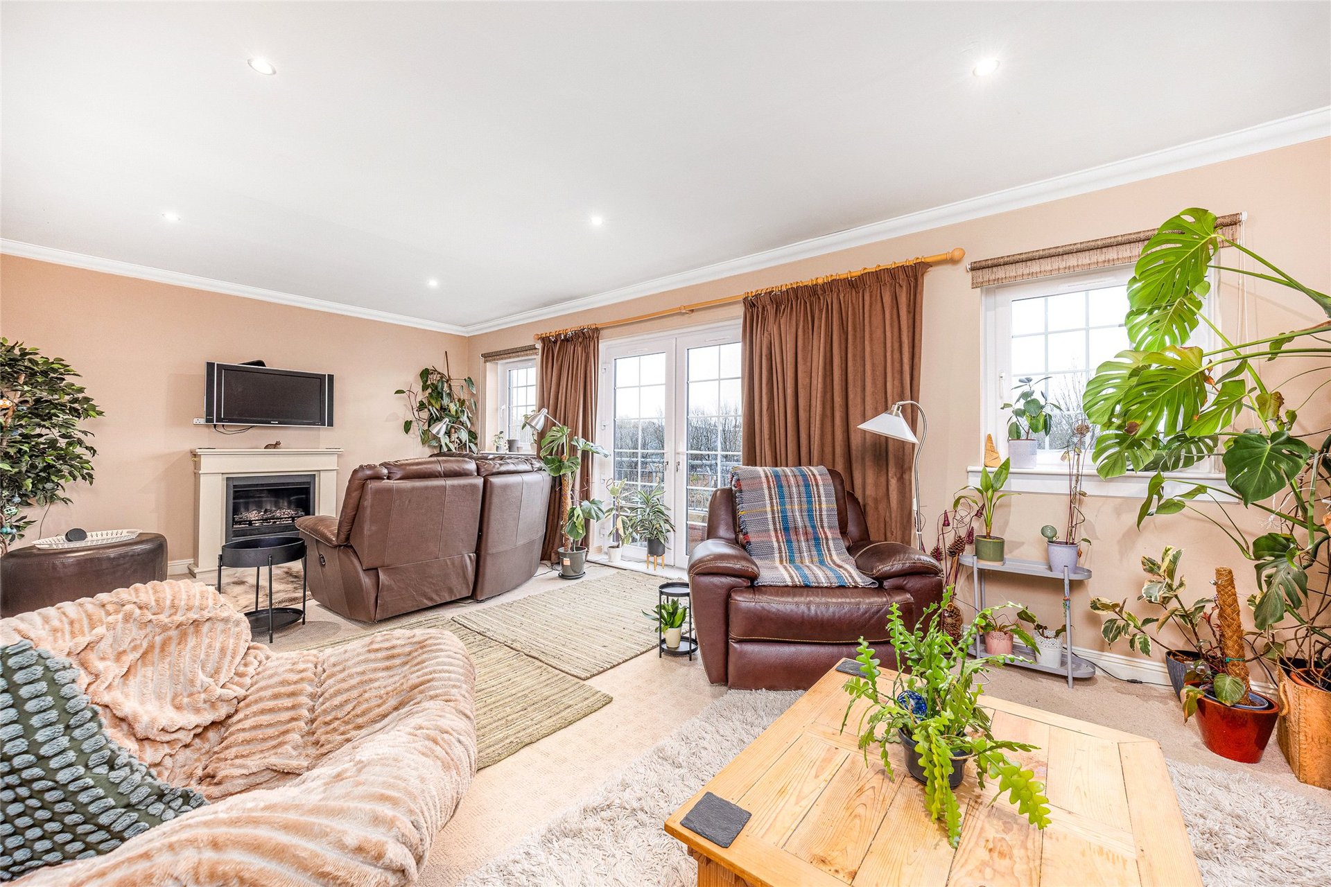 16 Old Farm Road, Bearsden, G61 1QA - Picture #4