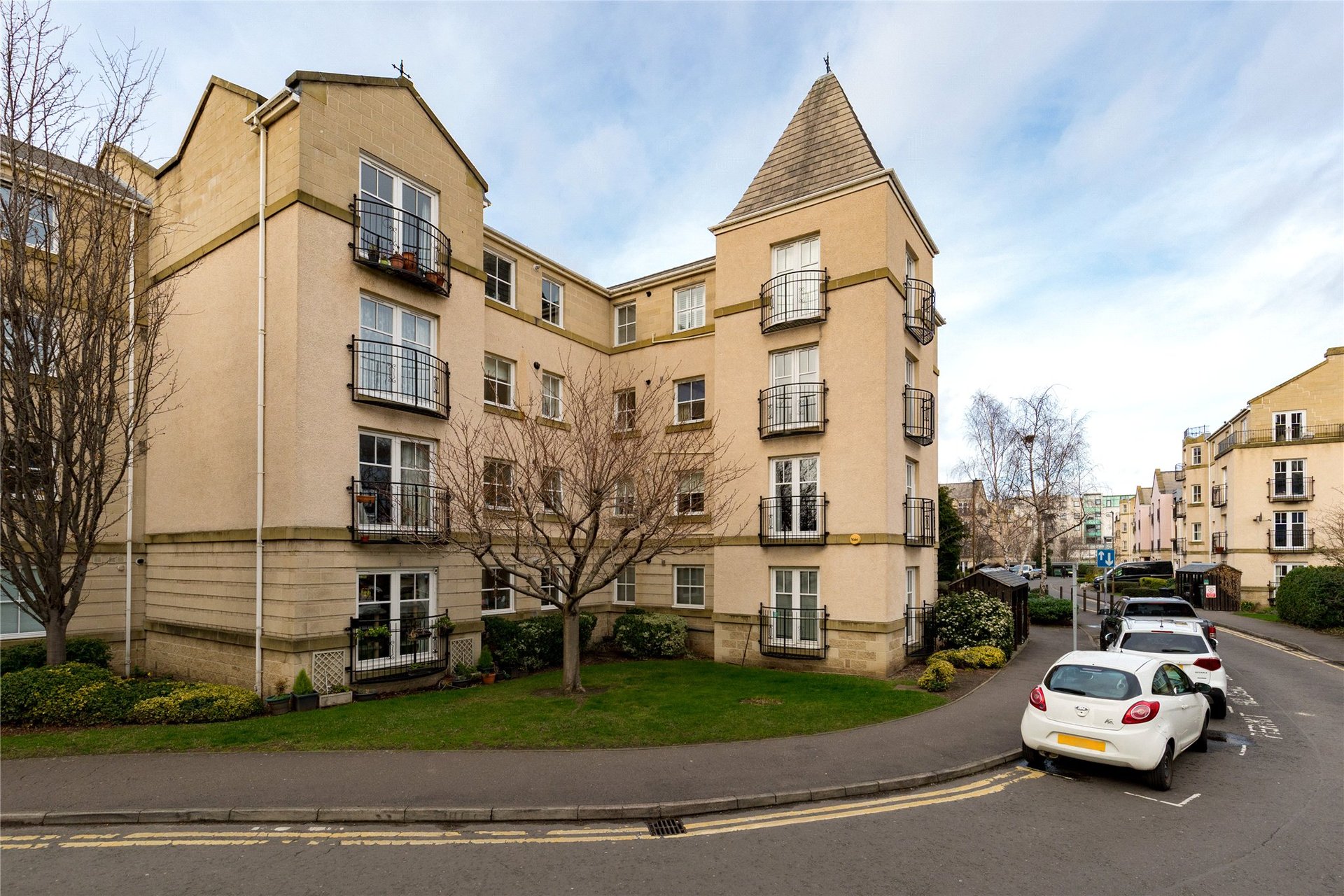 Flat 11, 4 Huntingdon Place, Bellevue, Edinburgh, EH7 4AT - Picture #1