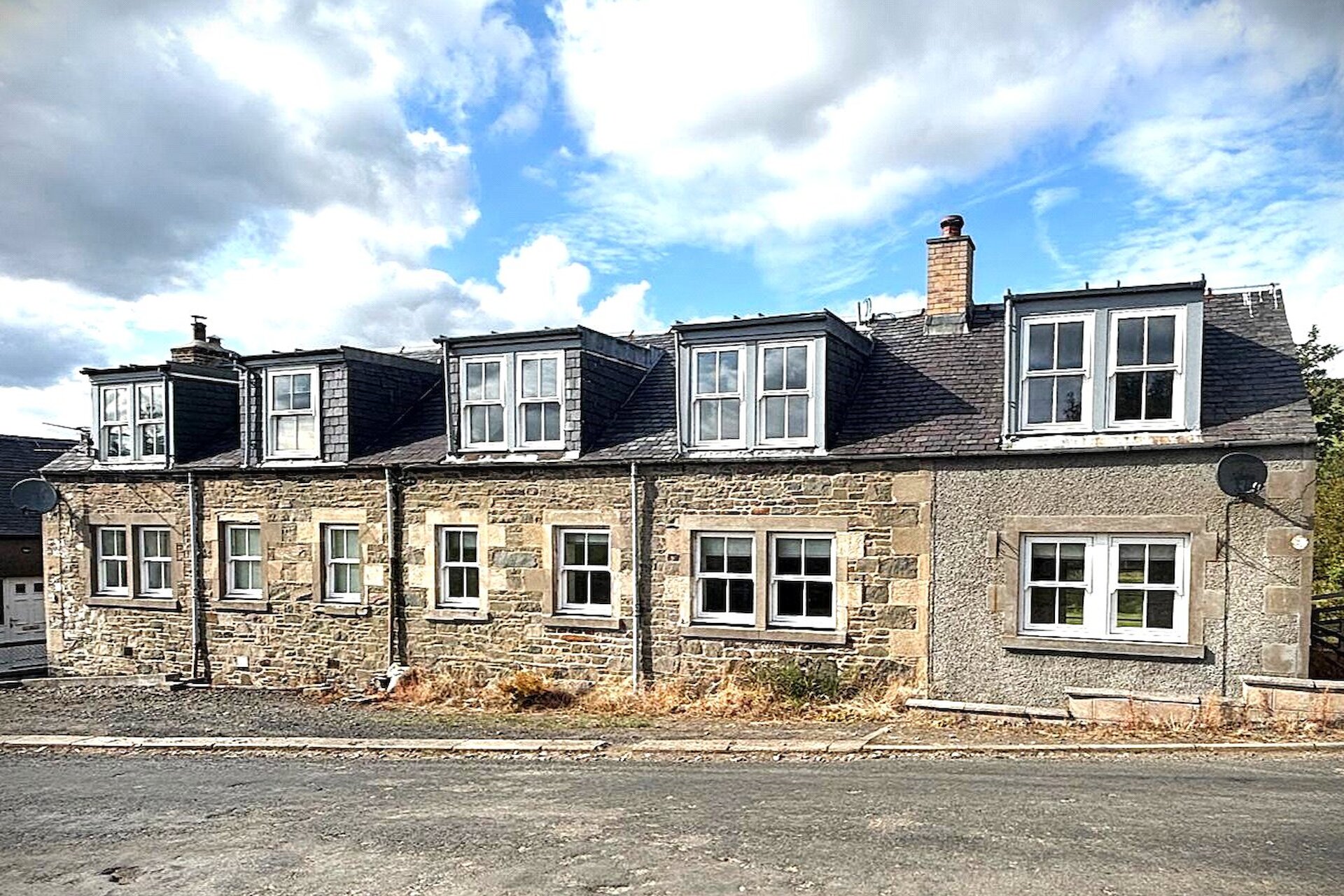 3 Buckholm Farm Cottages, Galashiels, Scottish Borders, TD1 2ND - Picture #1