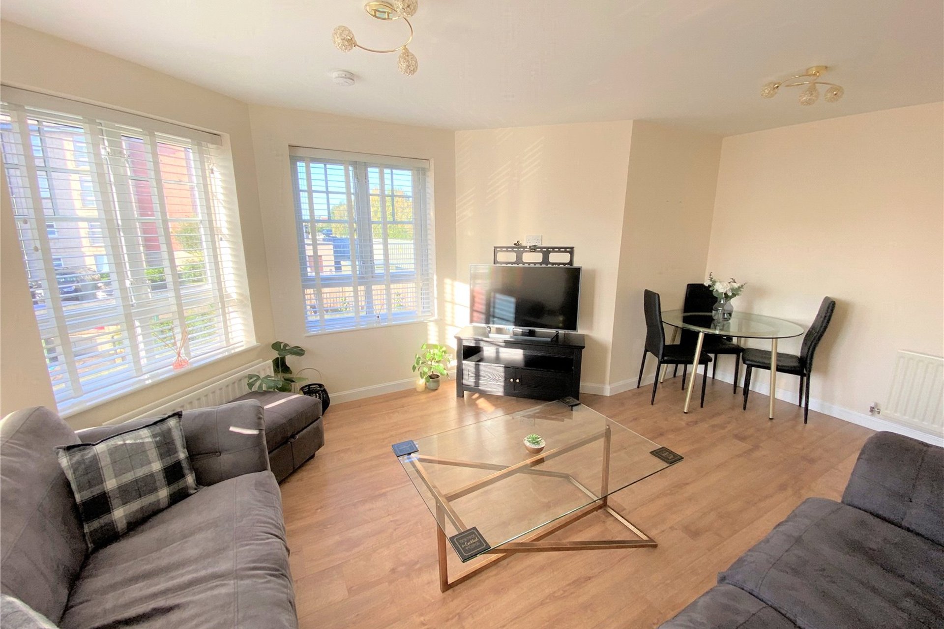 80/4 Gylemuir Road, Edinburgh, EH12 7DW - Picture #4